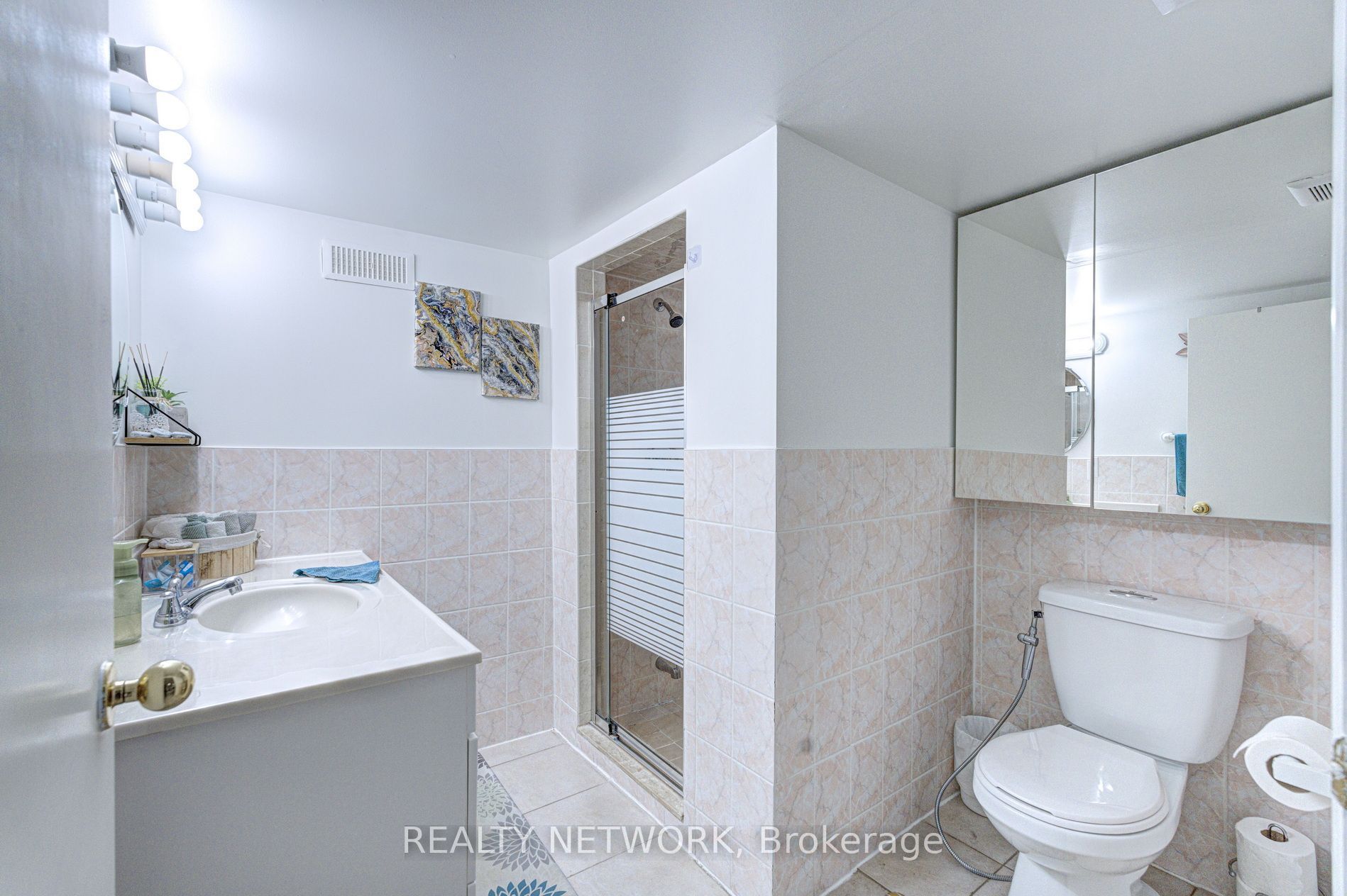 214 Merrilee Crescent Property Photo 37