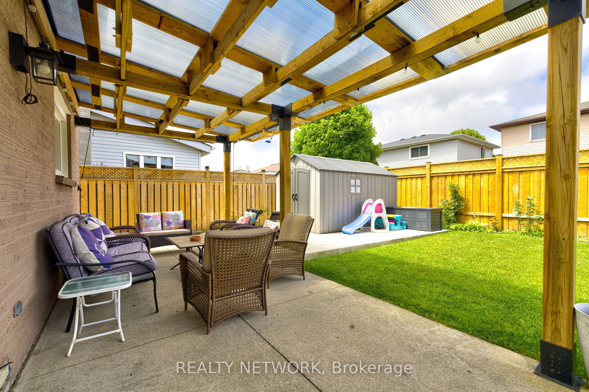 214 Merrilee Crescent Property Photo 38