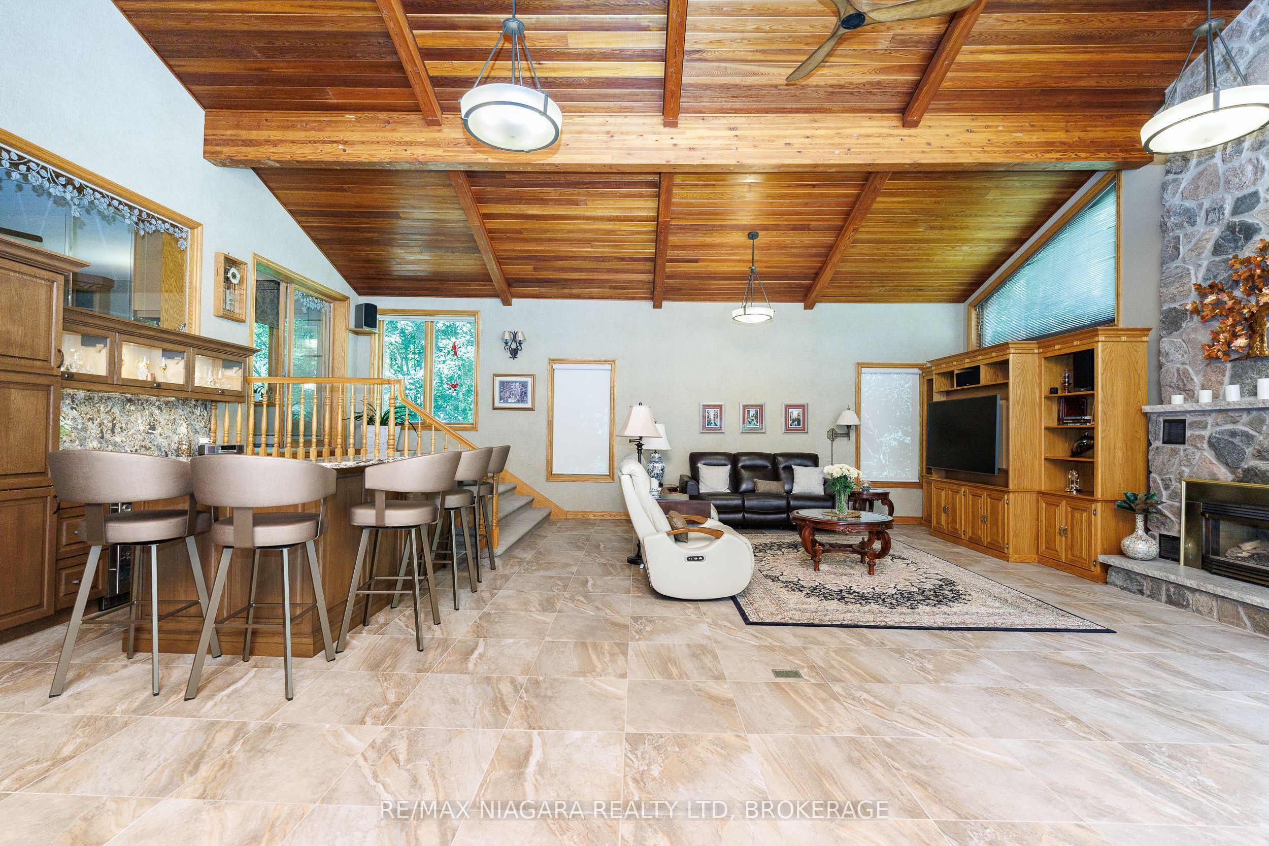2187 Miller Road Property Photo 8