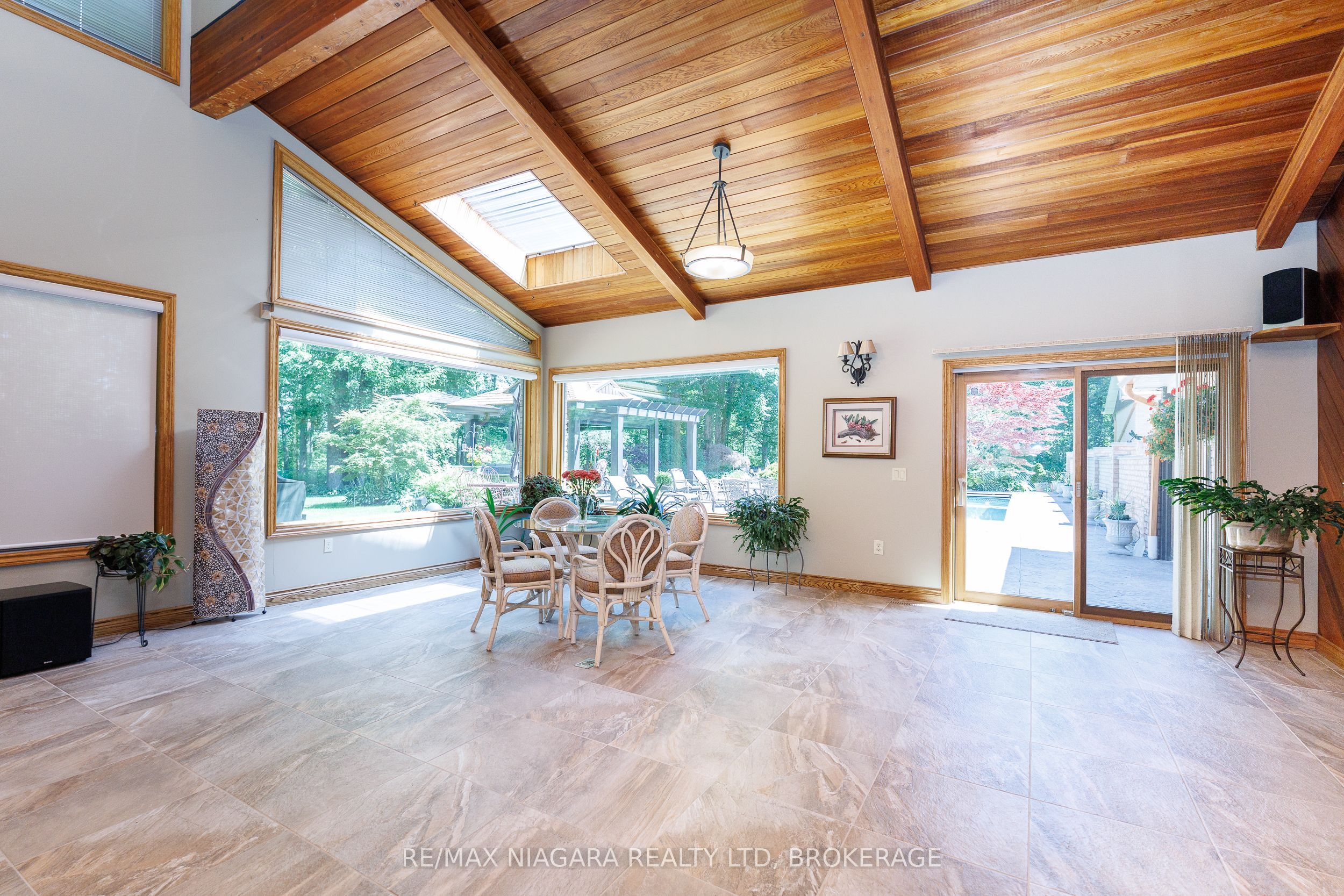2187 Miller Road Property Photo 11