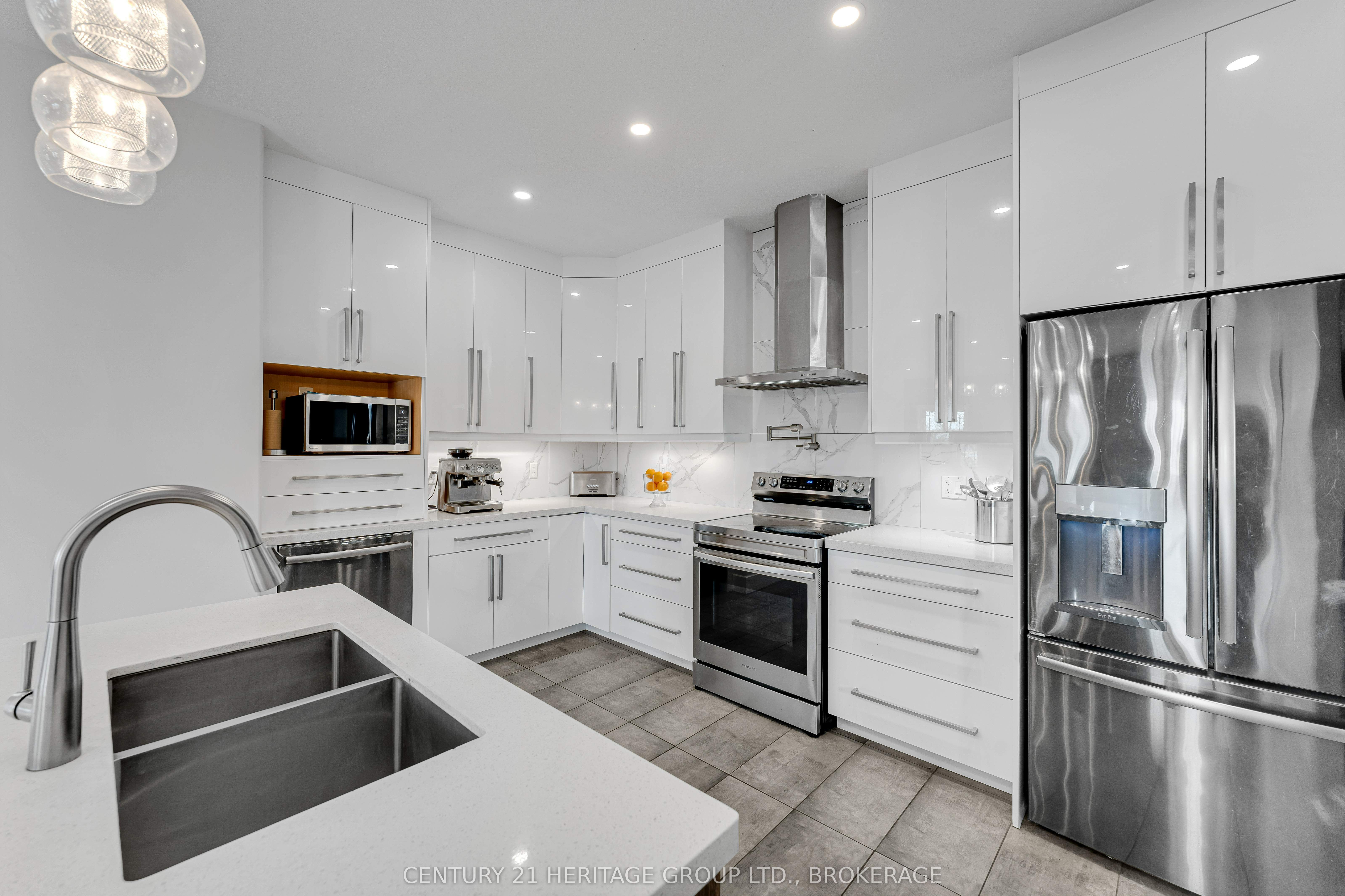 90 Aragon Road Property Photo 17