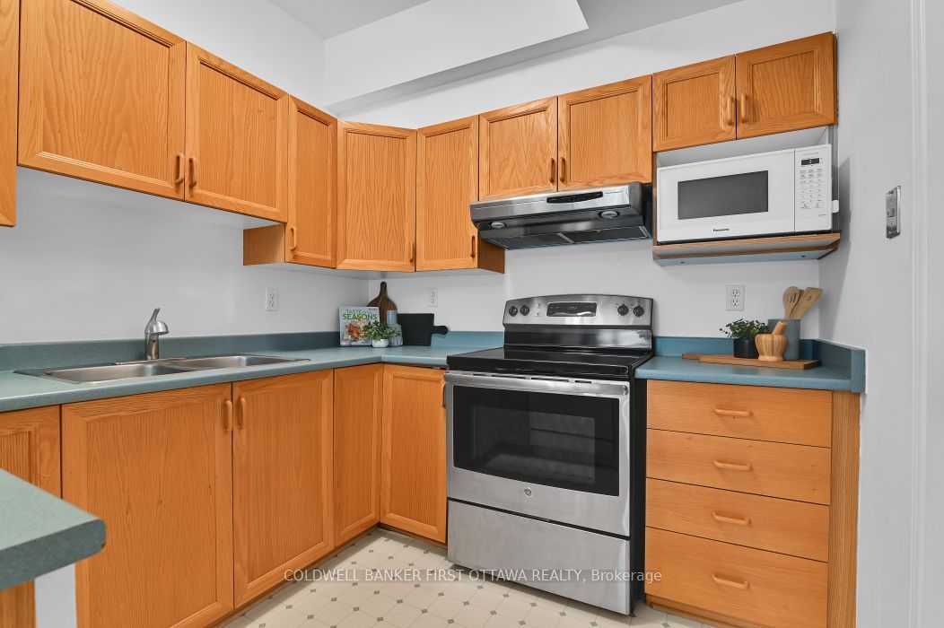99 Robson Court Property Photo 6
