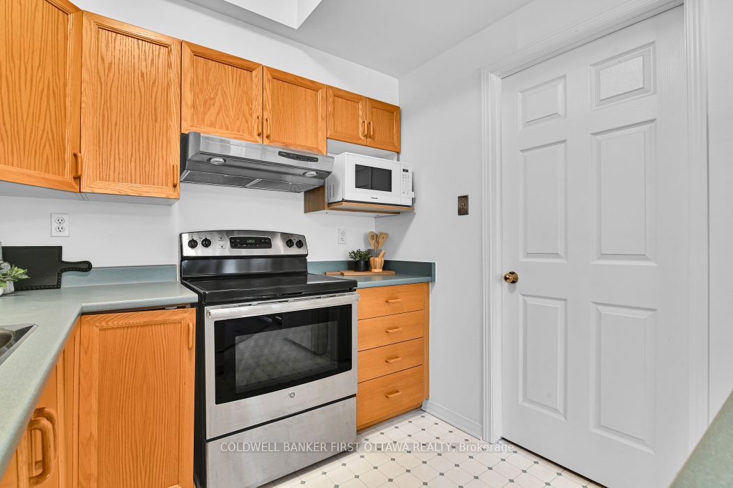 99 Robson Court Property Photo 8