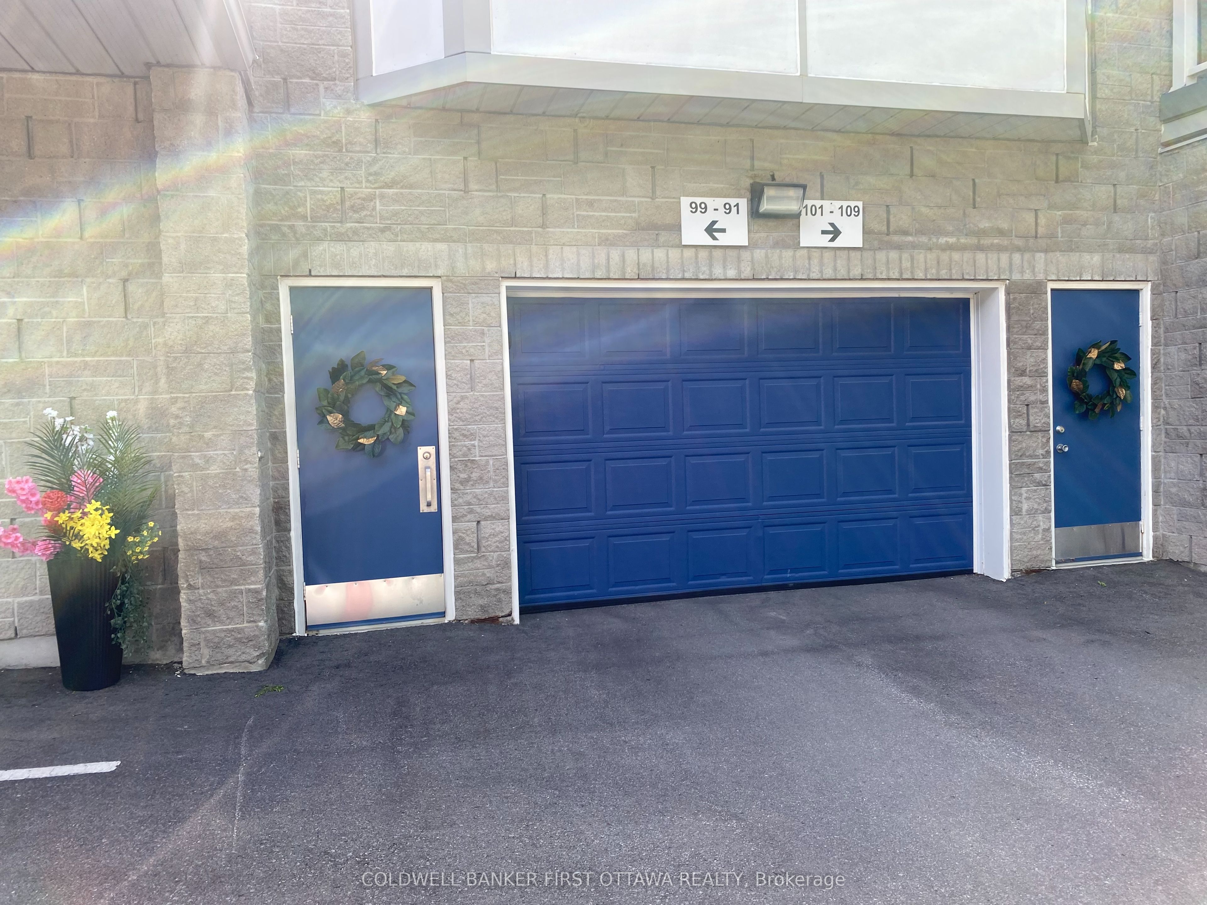 99 Robson Court Property Photo 26