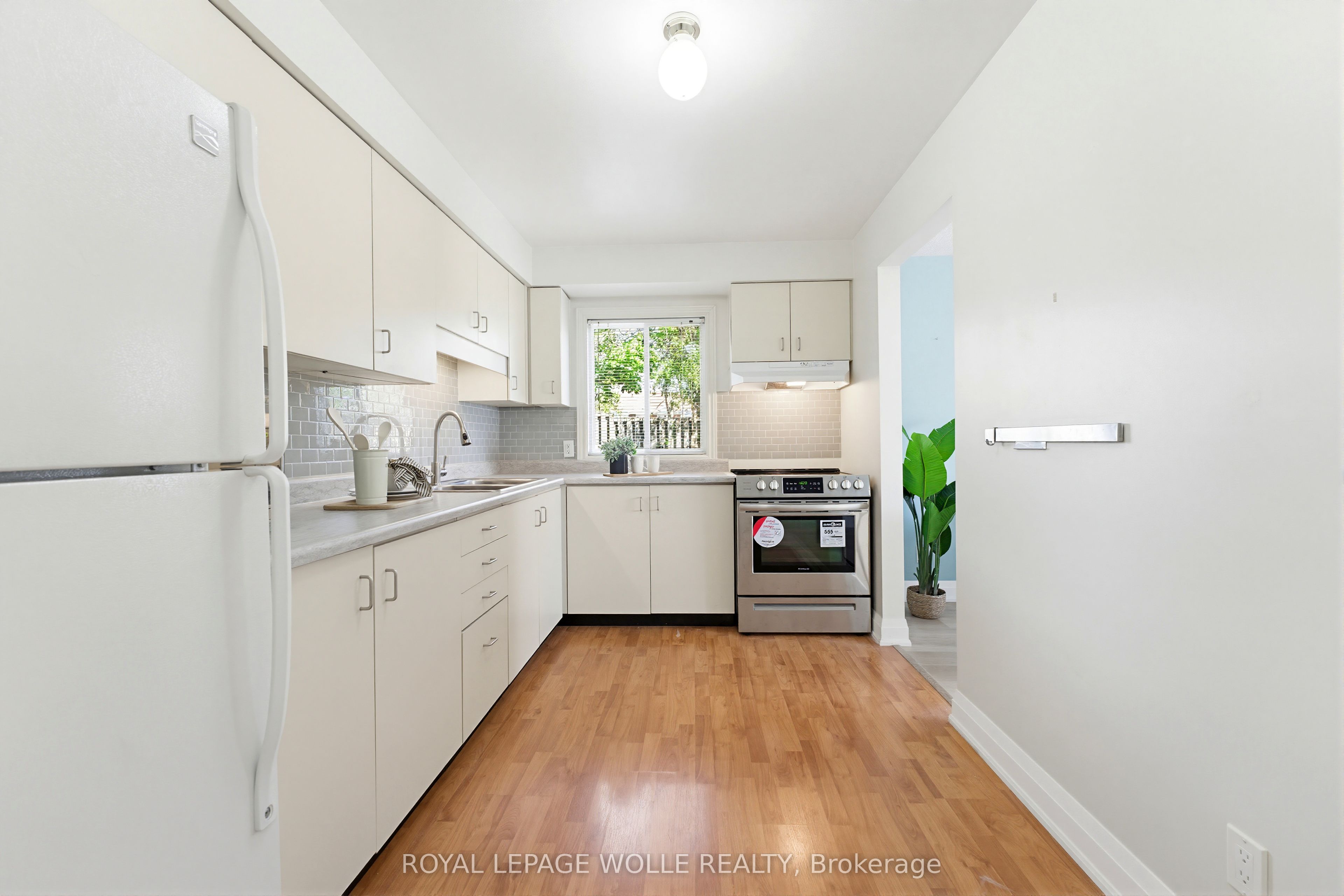 30 Hugo Crescent 110 Property Photo 7