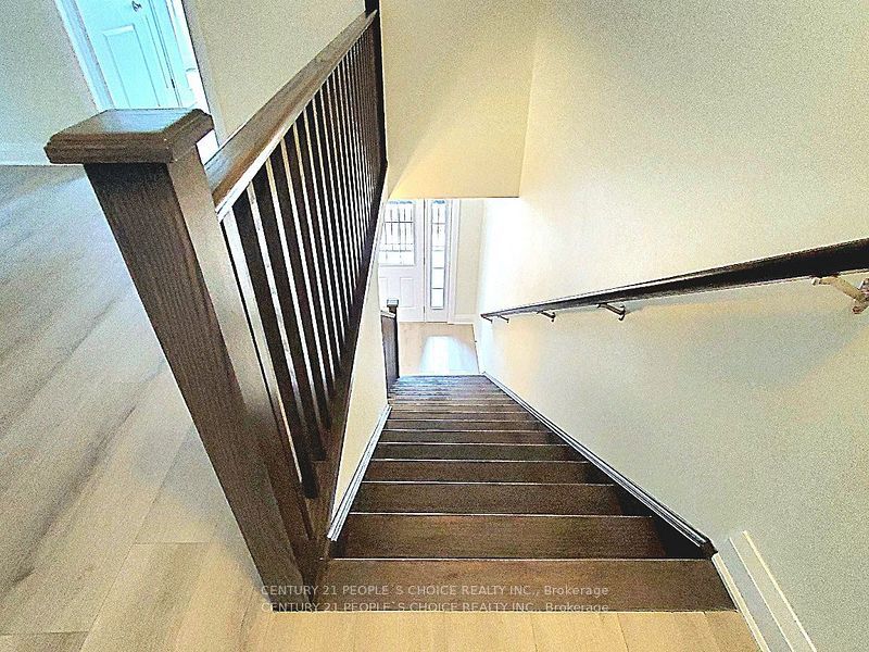 255 Raspberry Place Property Photo 5