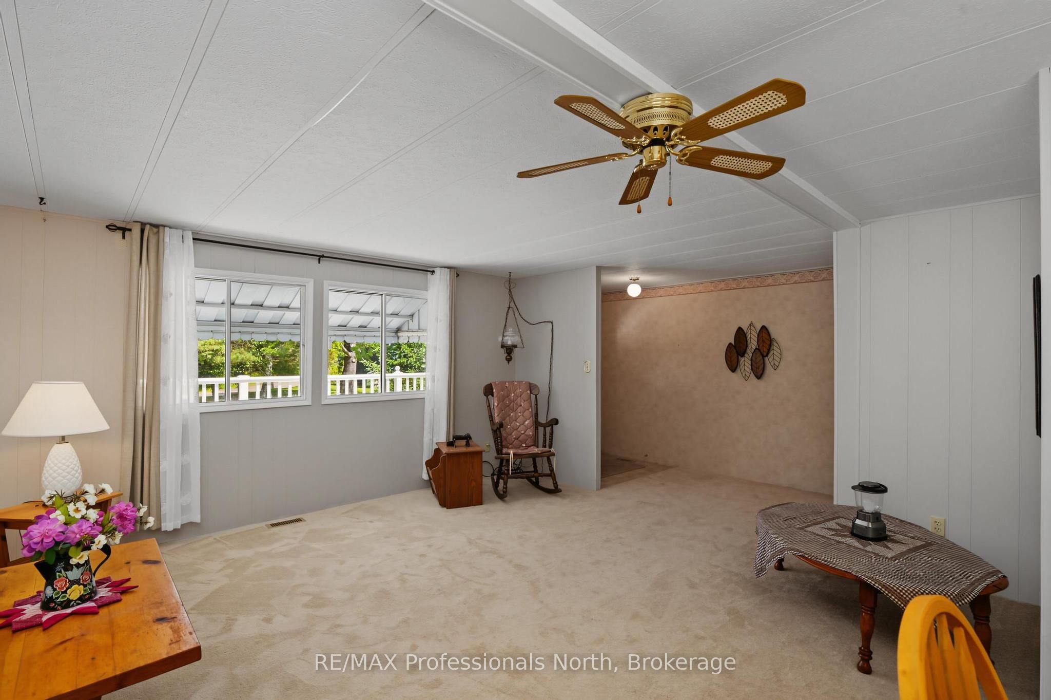 1084 Seventh Lane Property Photo 12