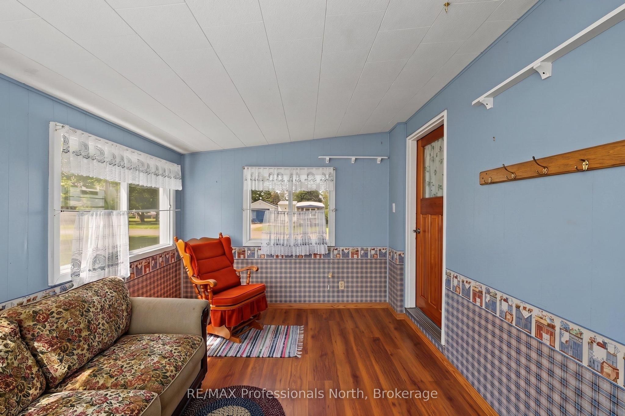 1084 Seventh Lane Property Photo 13