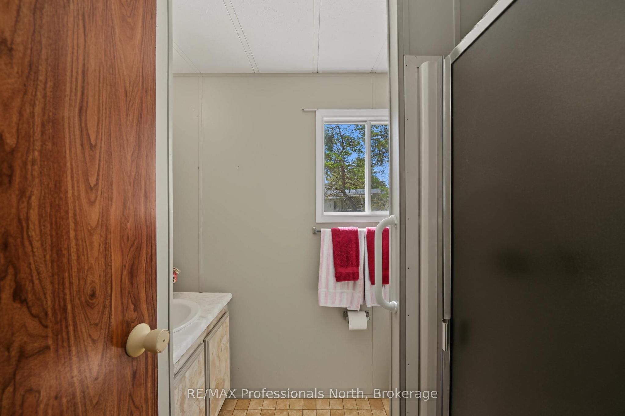 1084 Seventh Lane Property Photo 23