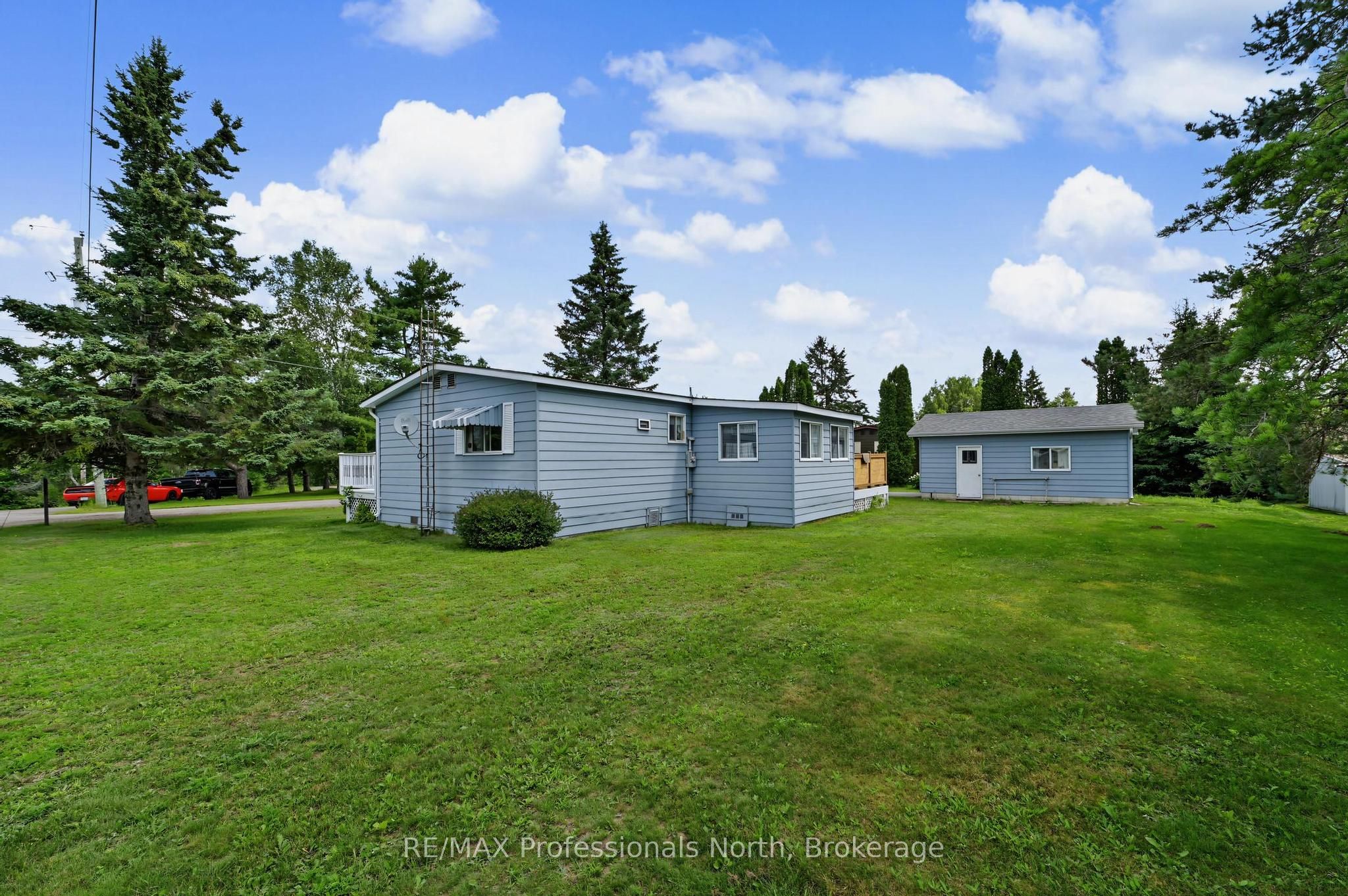 1084 Seventh Lane Property Photo 32