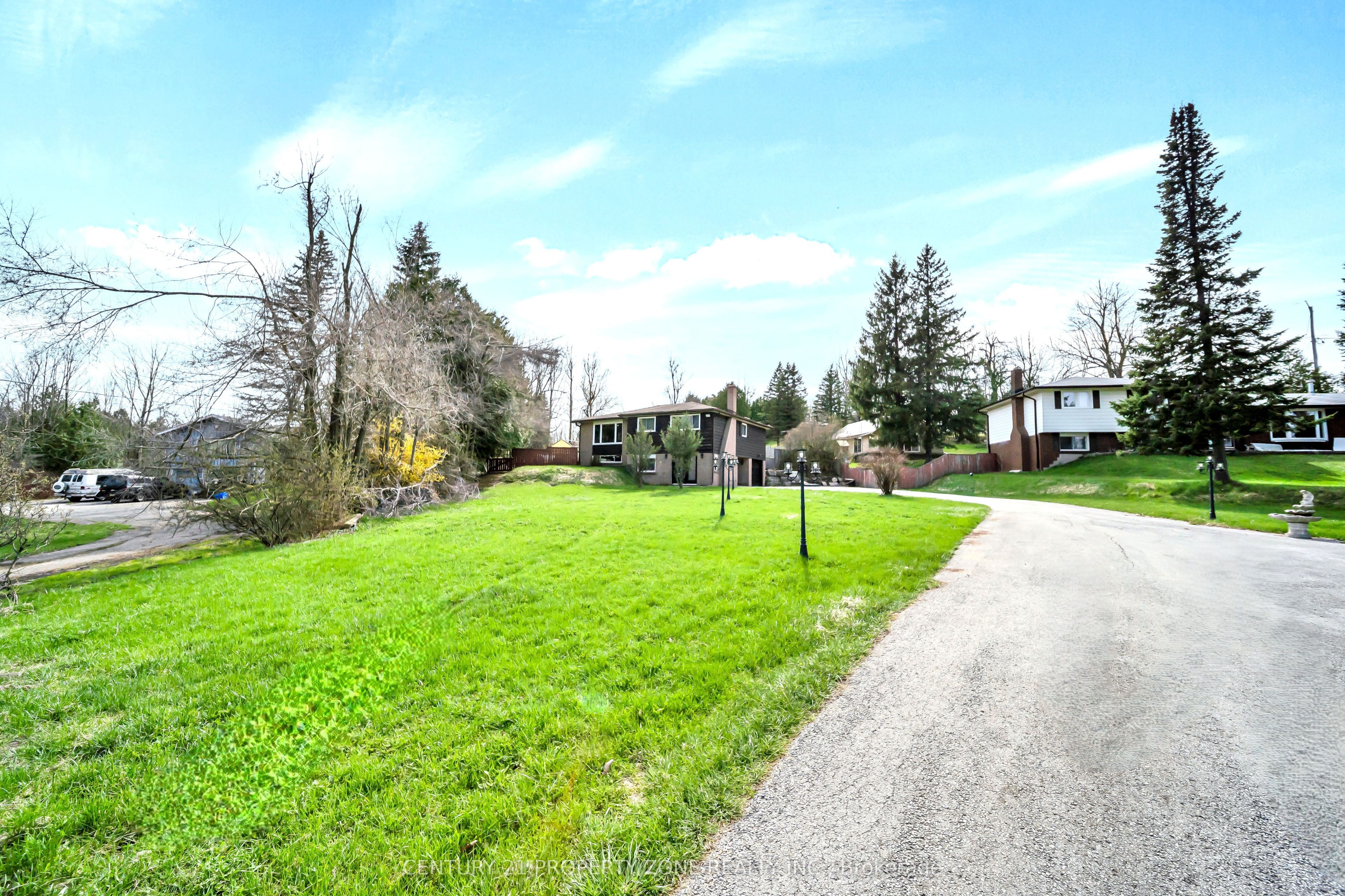 5172 Trafalgar Road Property Photo 49