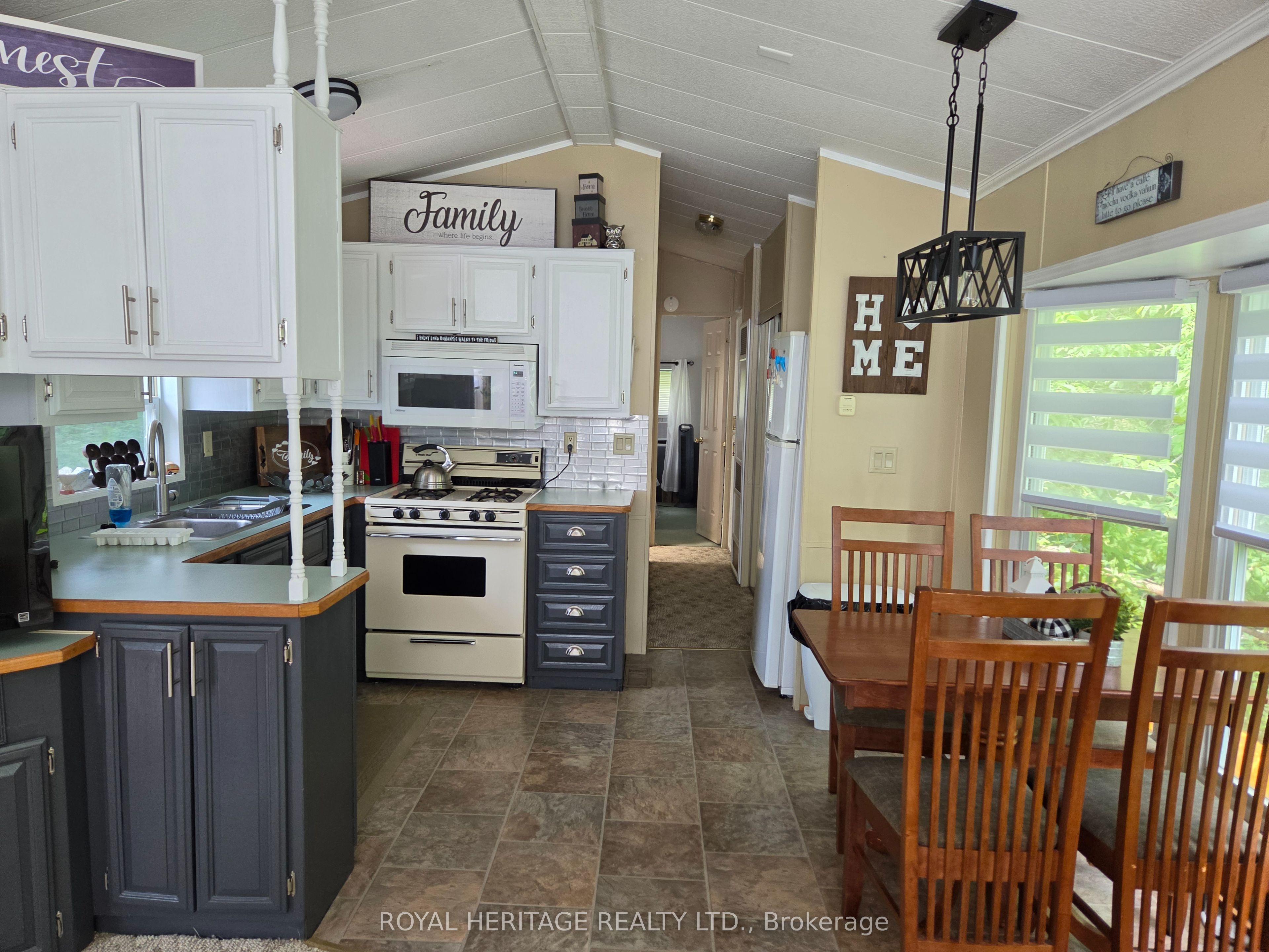 302 Quin Mo Lac Road 60 Property Photo 6