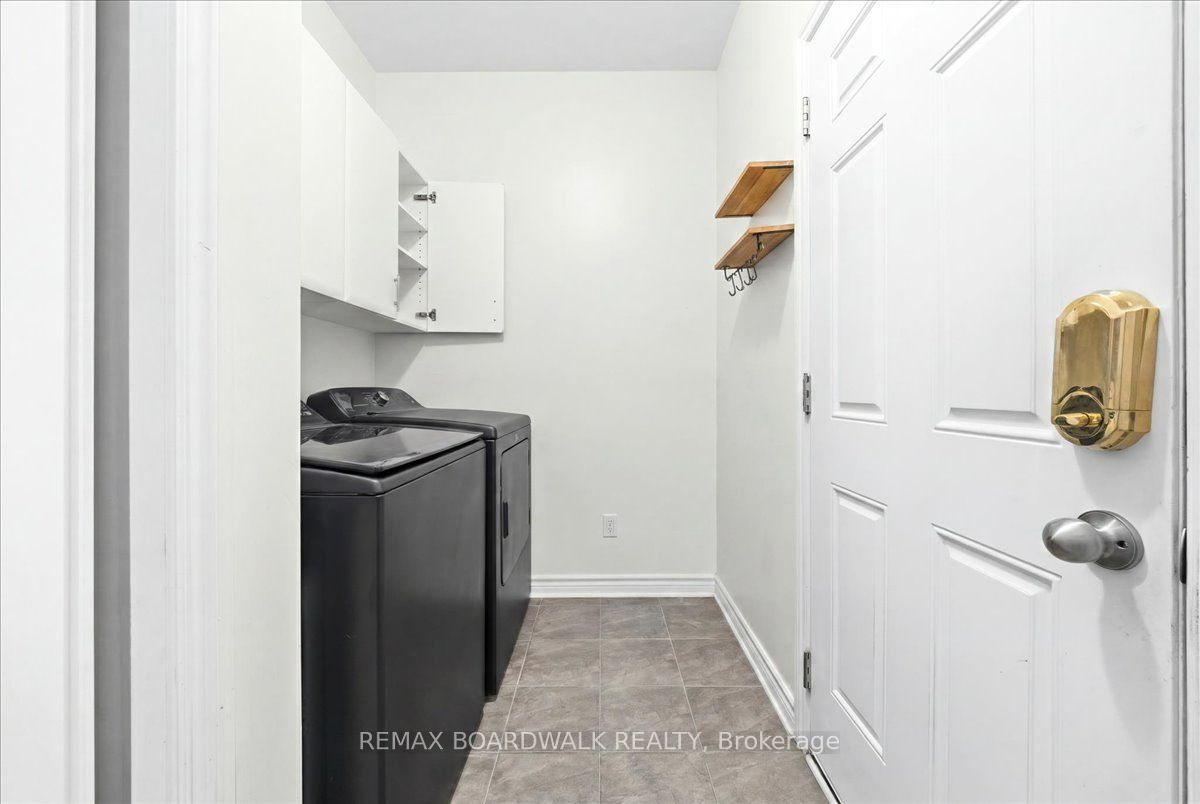 116 Passageway Private Property Photo 14