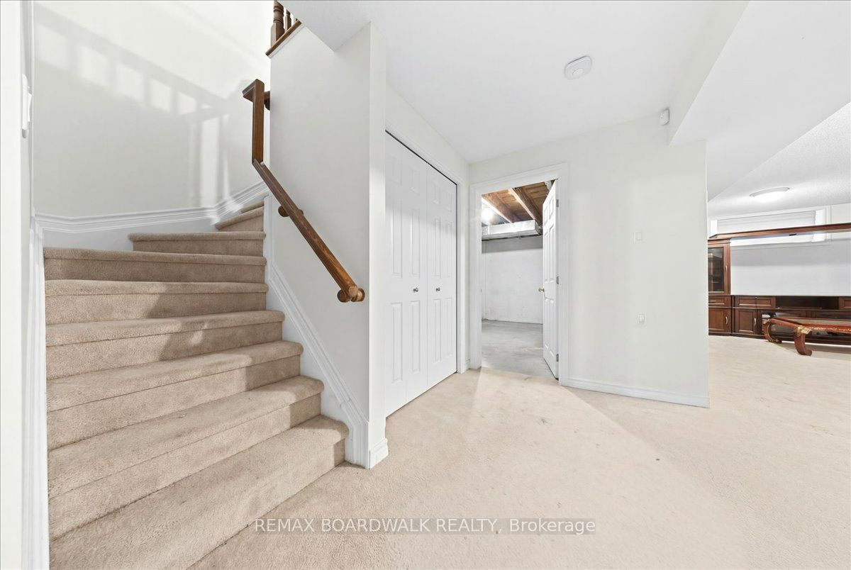 116 Passageway Private Property Photo 15