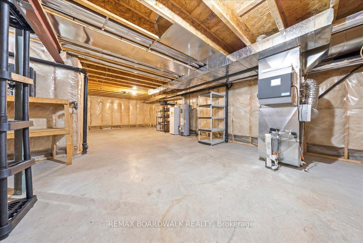 116 Passageway Private Property Photo 16