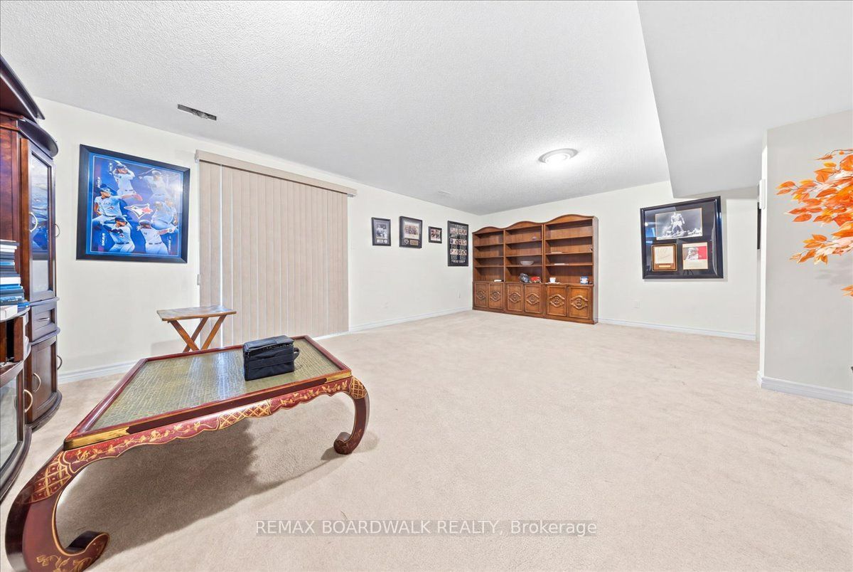 116 Passageway Private Property Photo 17