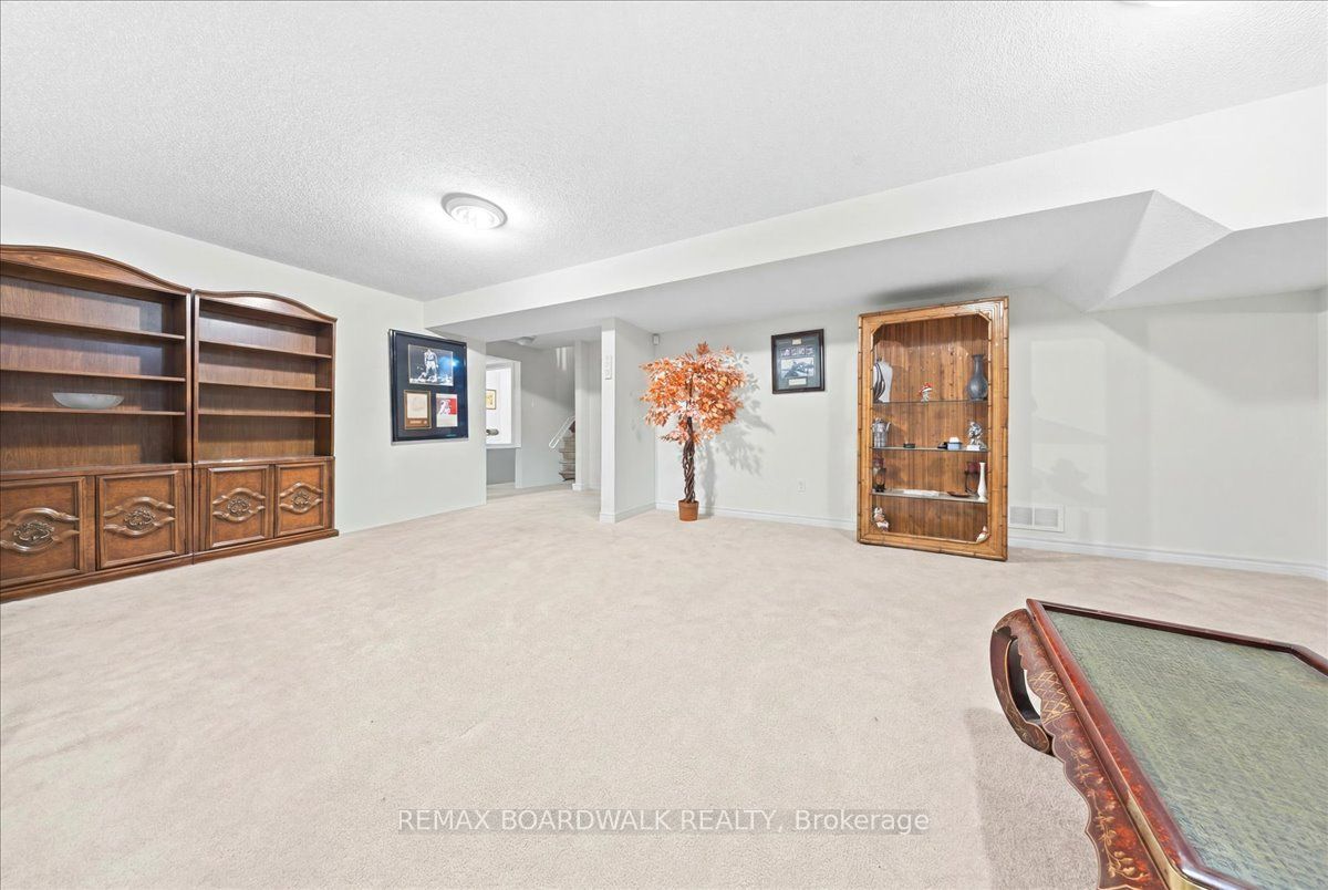116 Passageway Private Property Photo 18