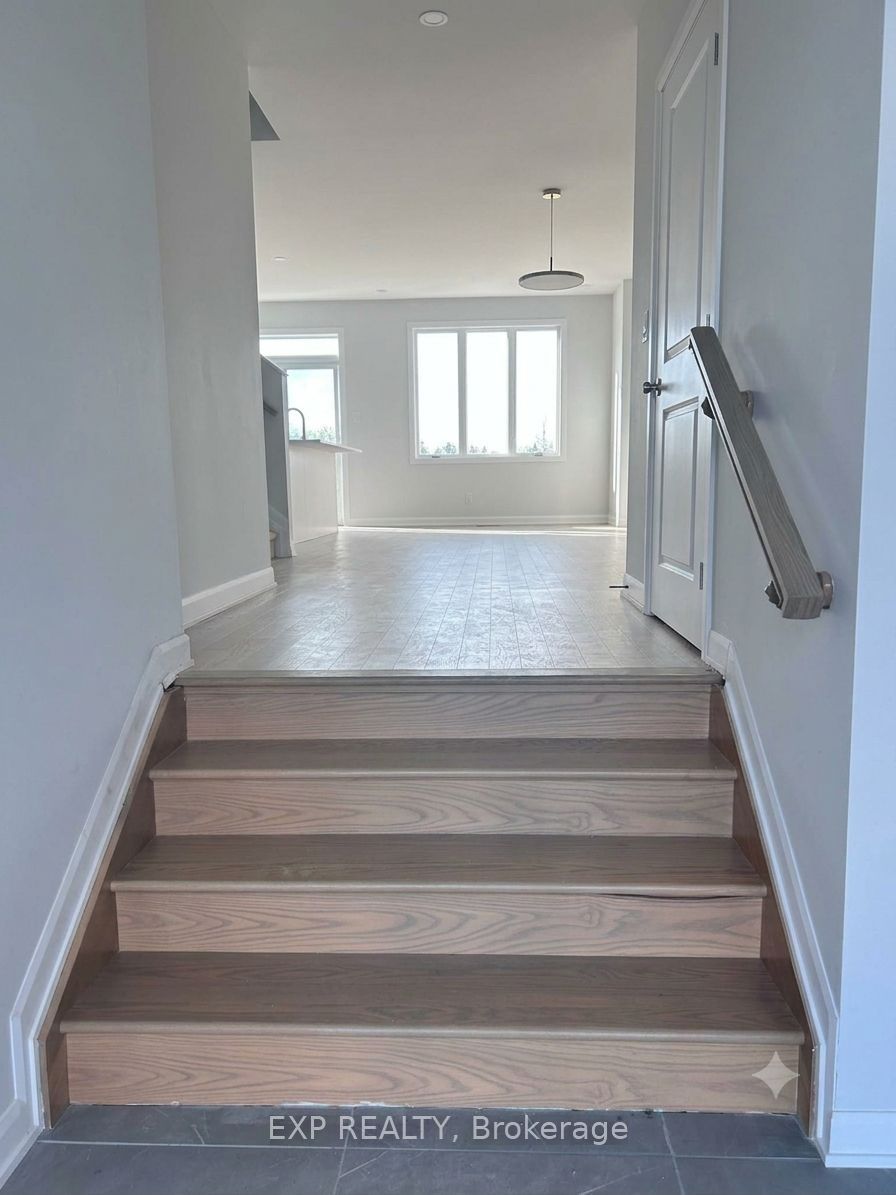 207 Bankside Way Way Property Photo 3
