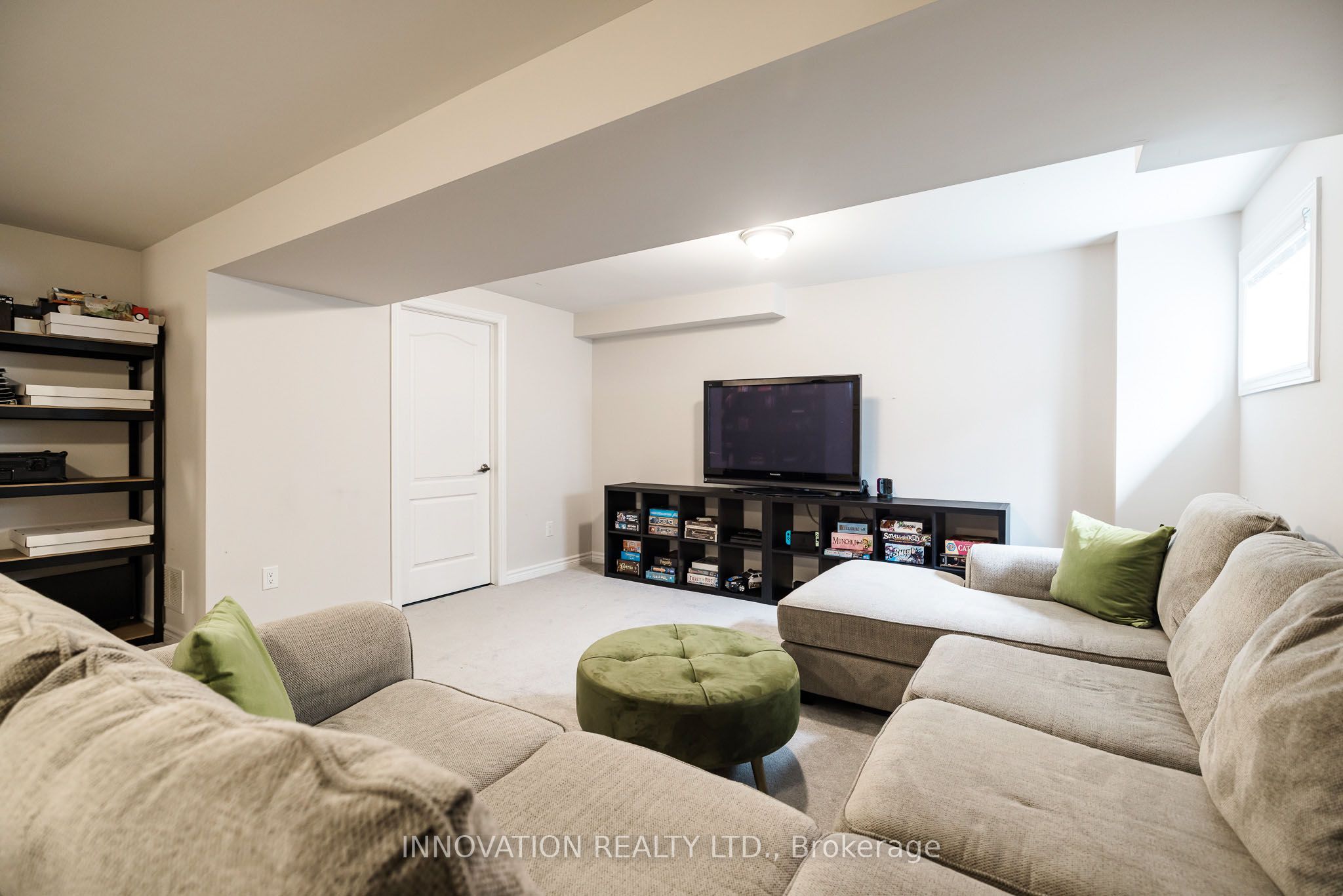 191 Equitation Circle Property Photo 28