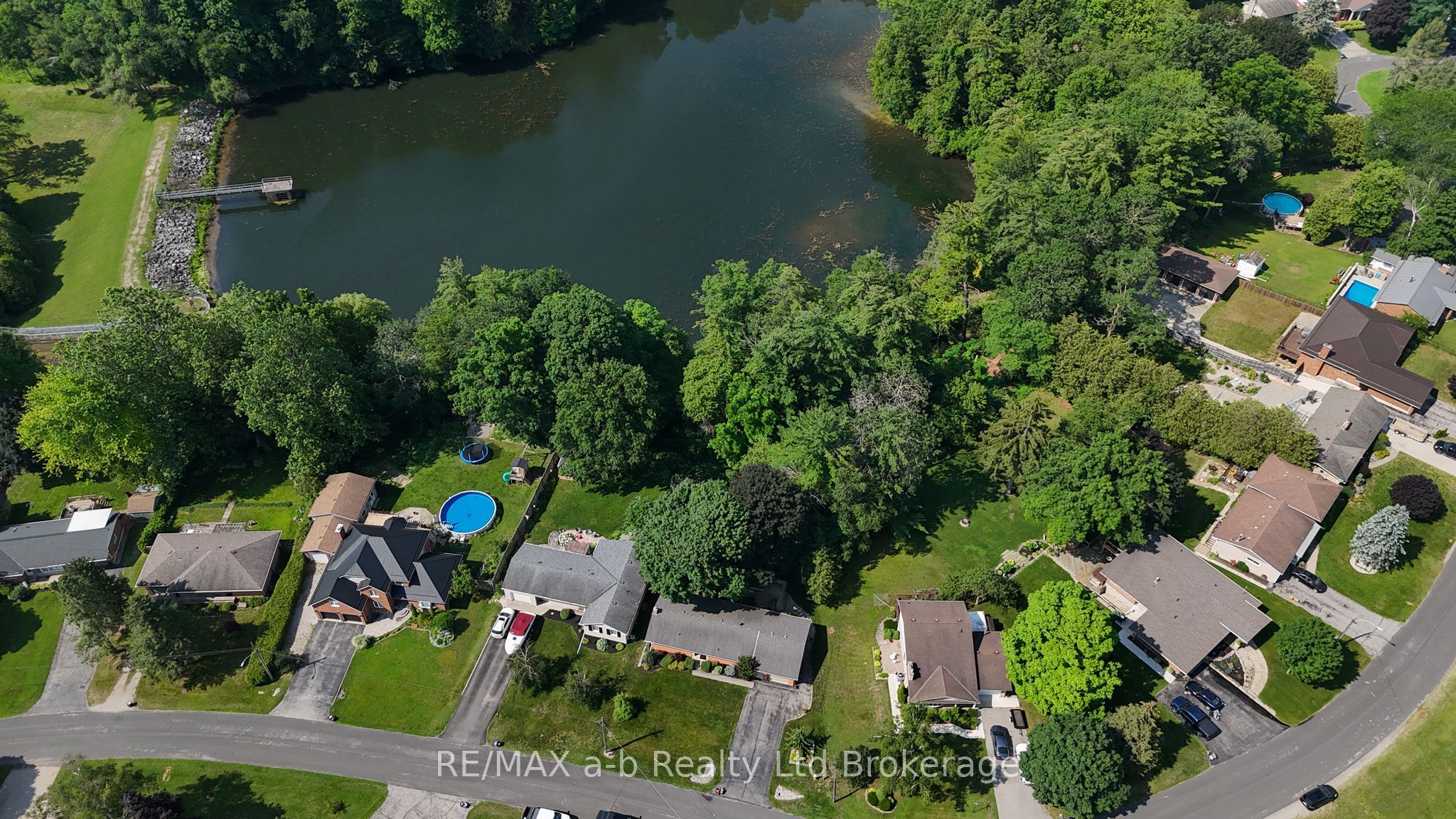 88 Hillside Avenue Property Photo 6