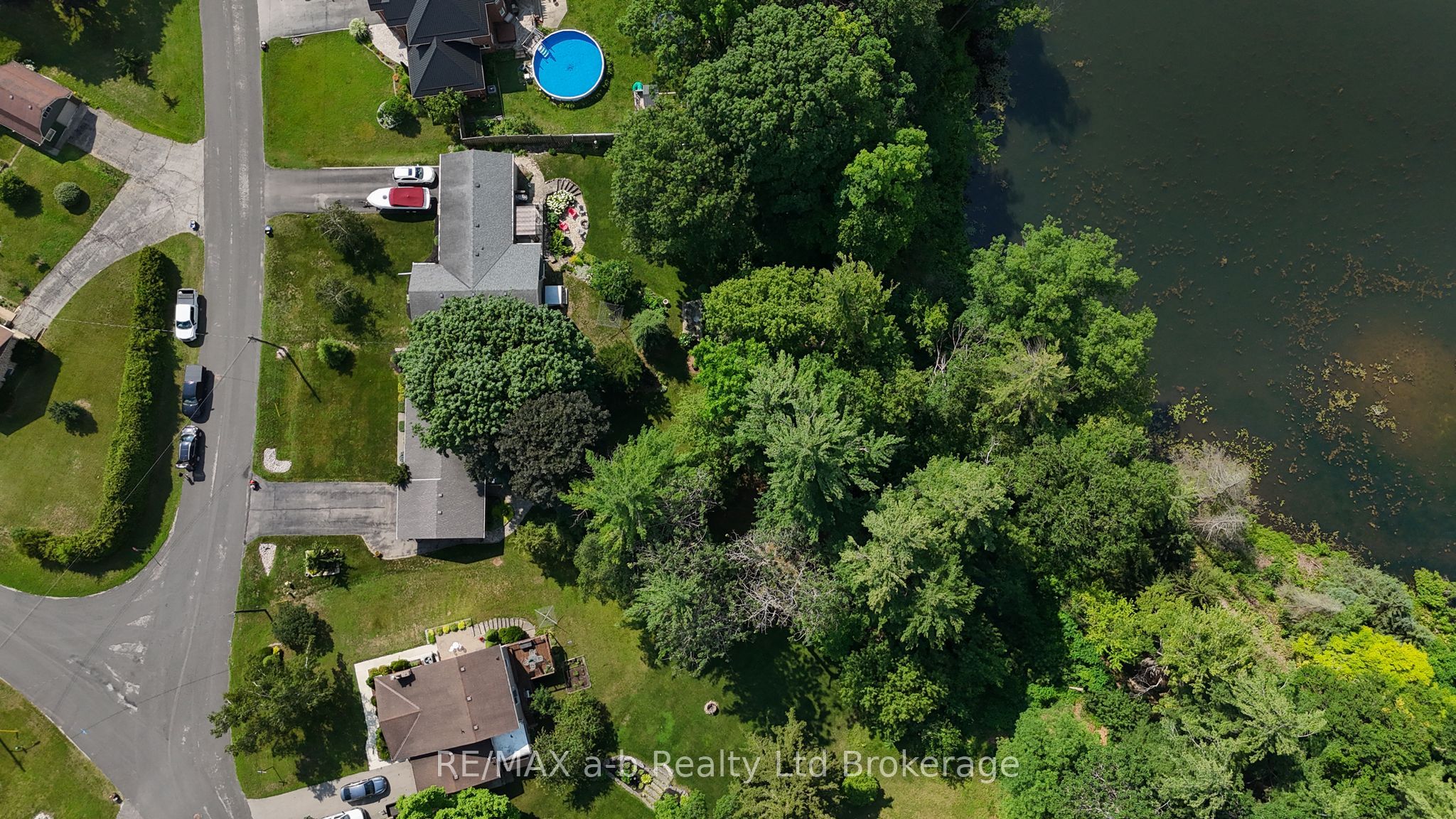 88 Hillside Avenue Property Photo 8