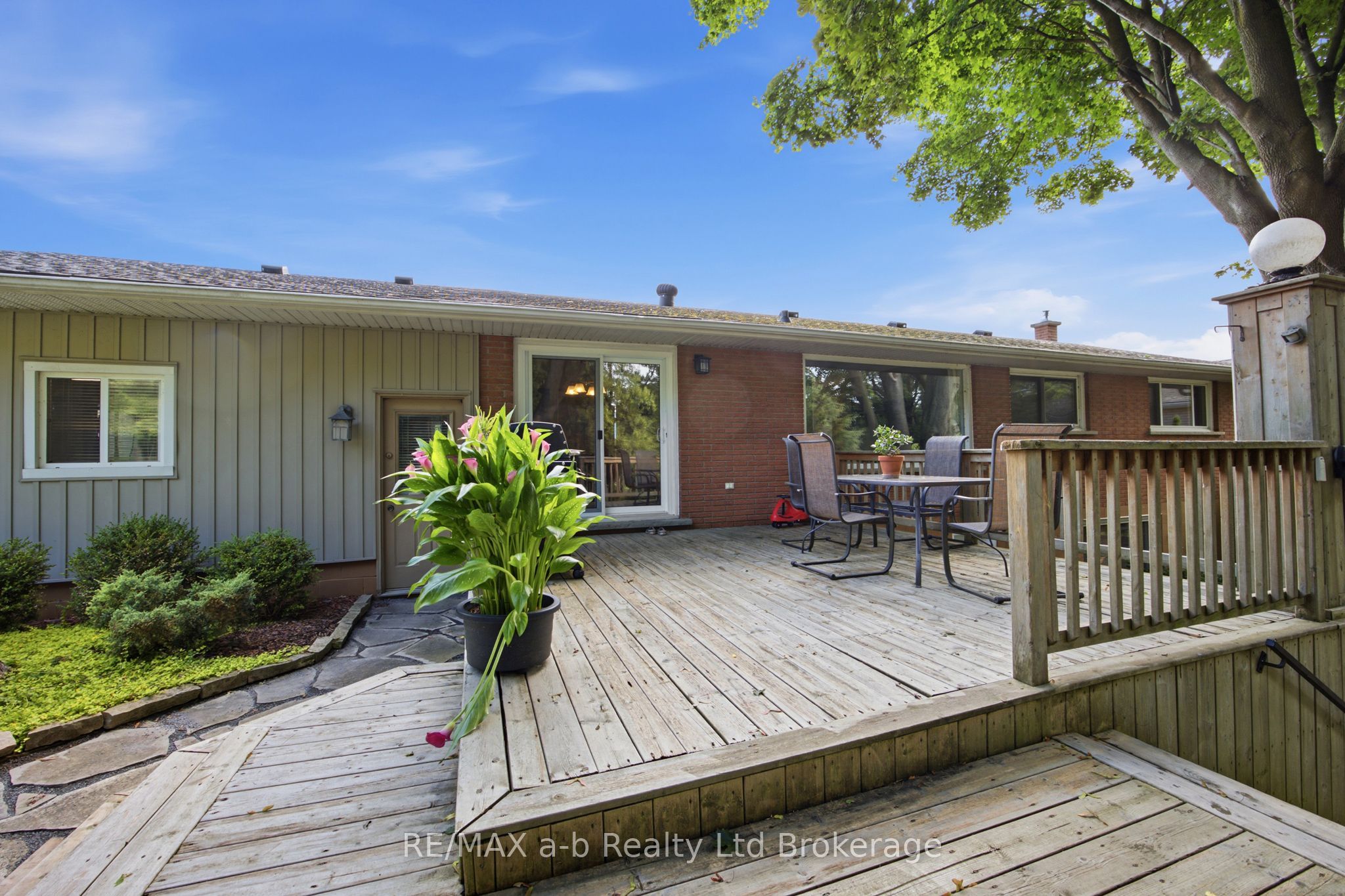 88 Hillside Avenue Property Photo 13