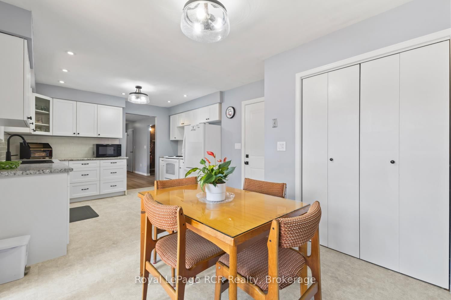227 15th Avenue Property Photo 13