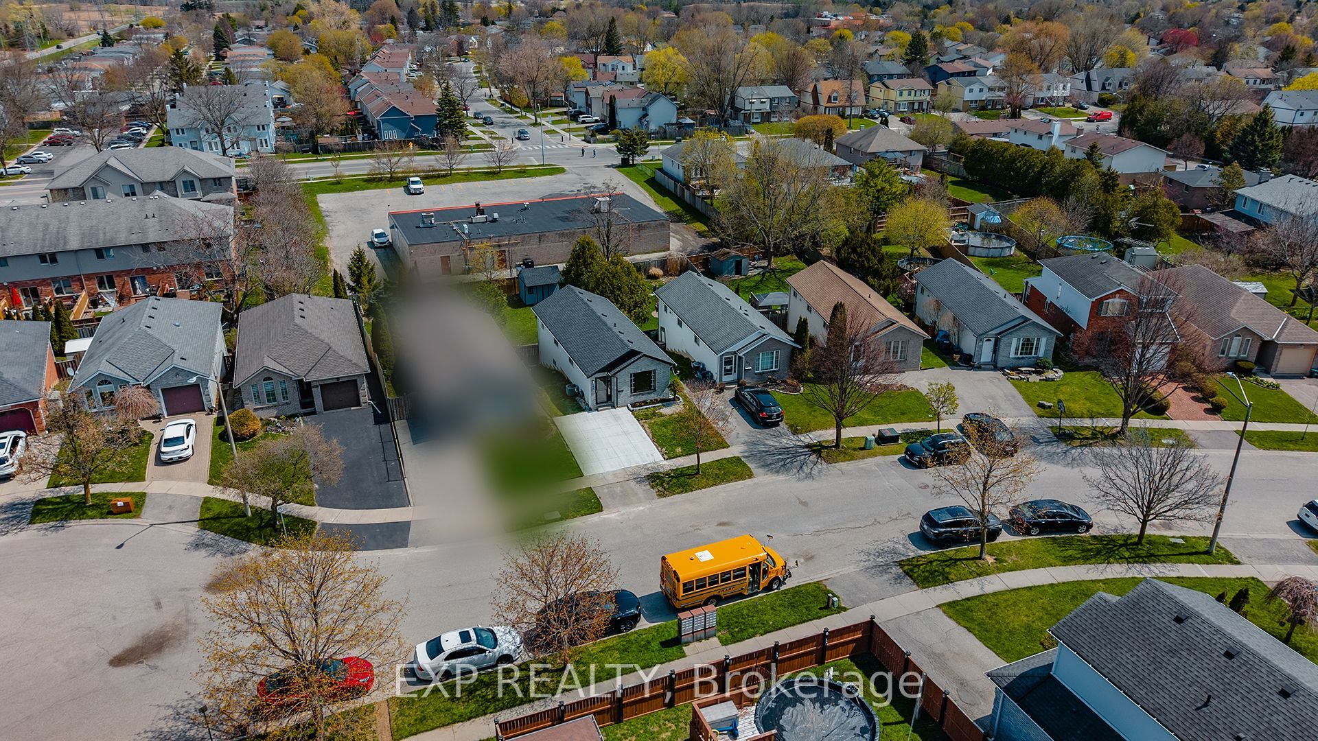 101 Anastasia Crescent Property Photo 22