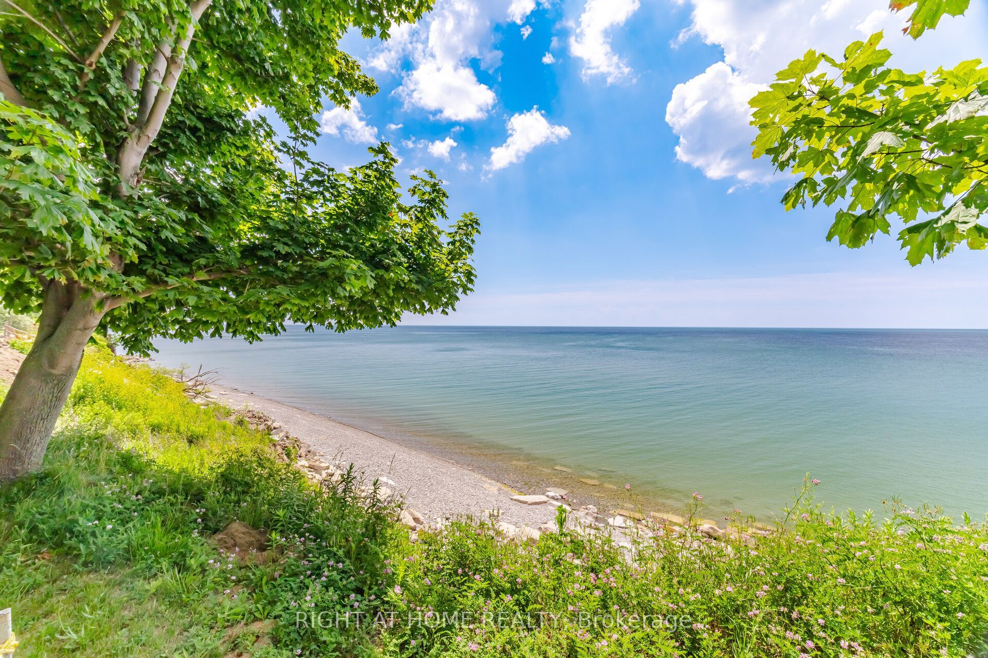 33 Derner Line Property Photo 6
