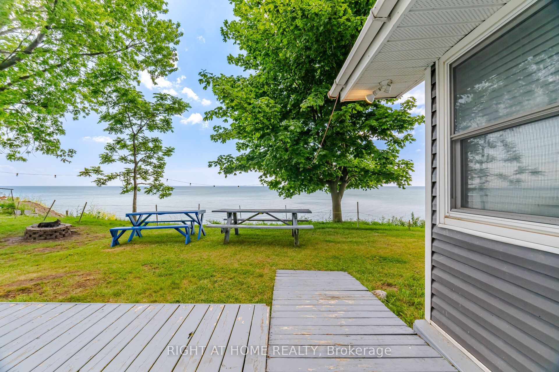 33 Derner Line Property Photo 10