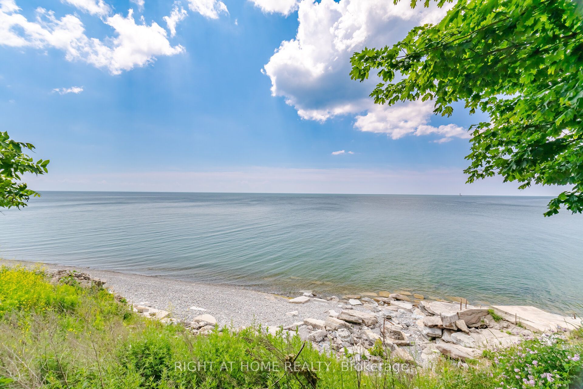 33 Derner Line Property Photo 15