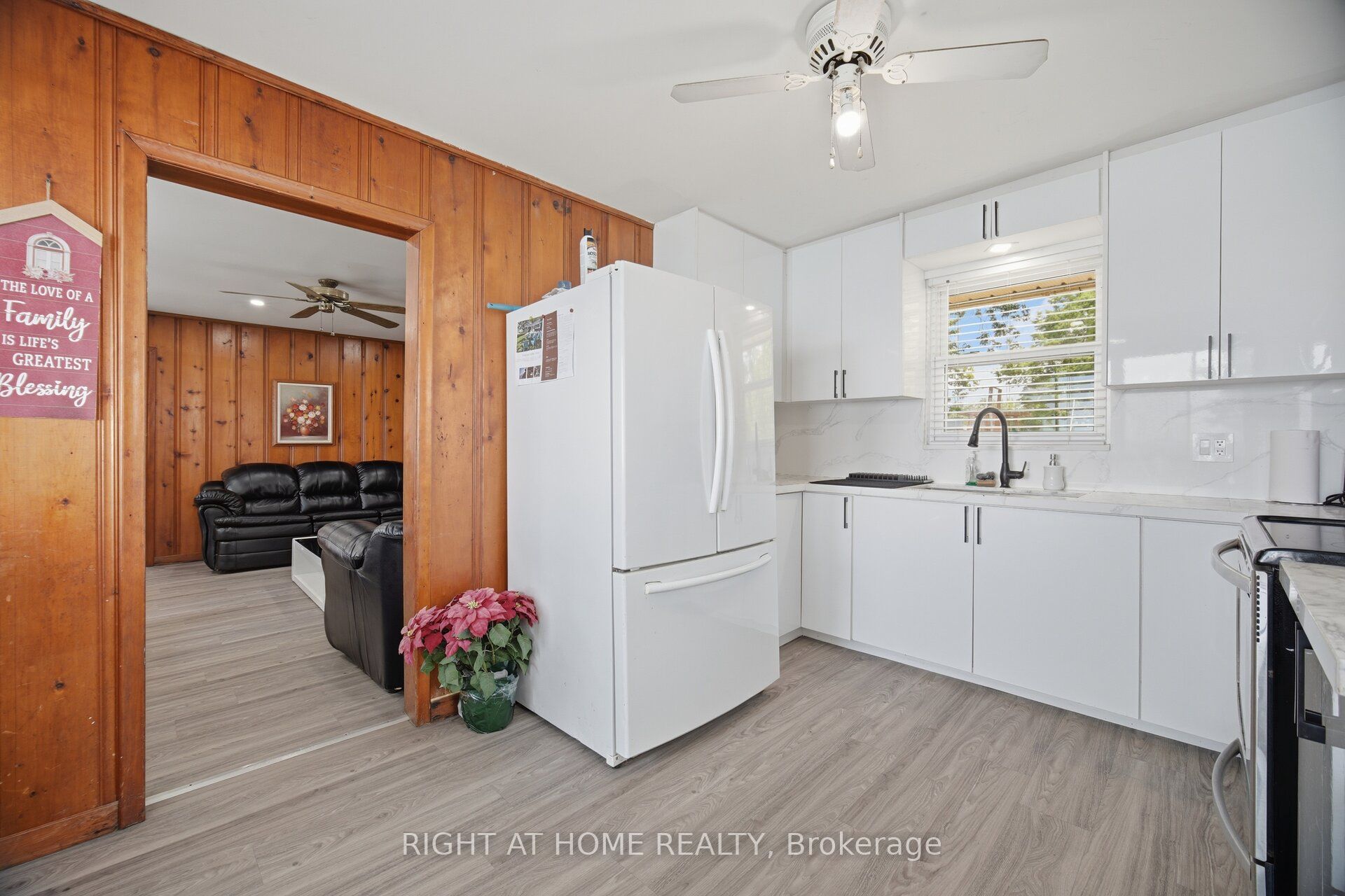 33 Derner Line Property Photo 37
