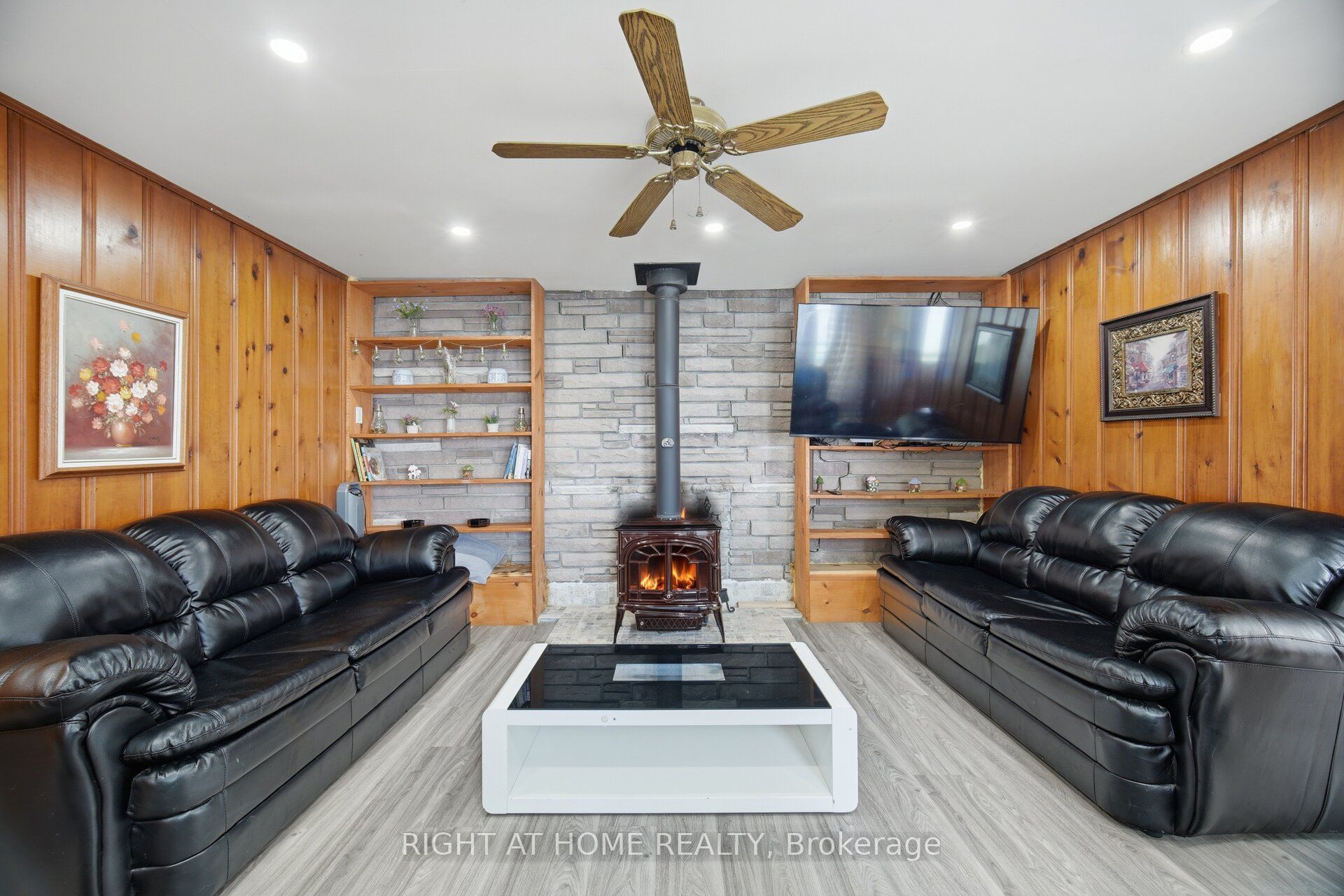 33 Derner Line Property Photo 38