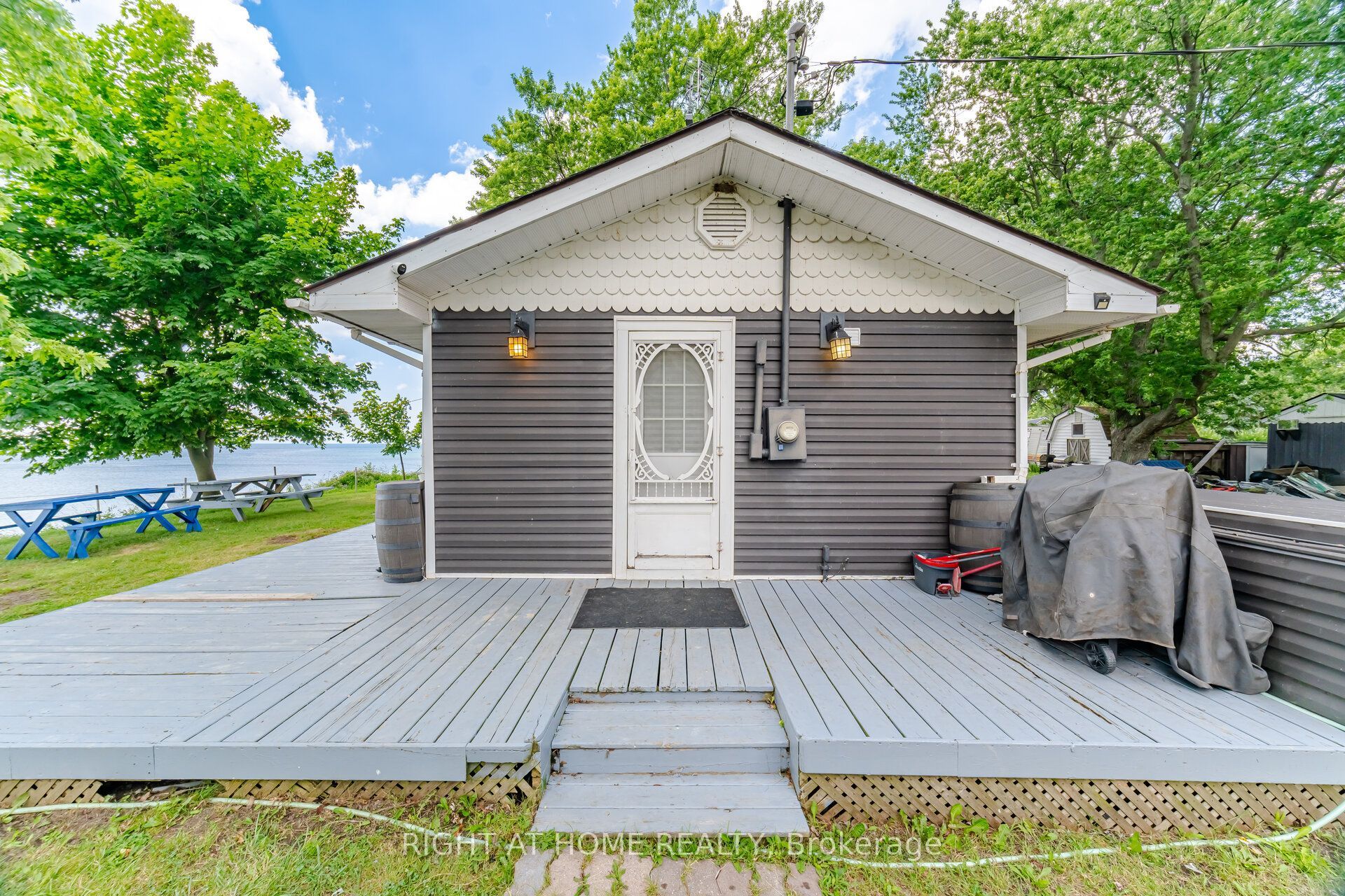 33 Derner Line Property Photo 47