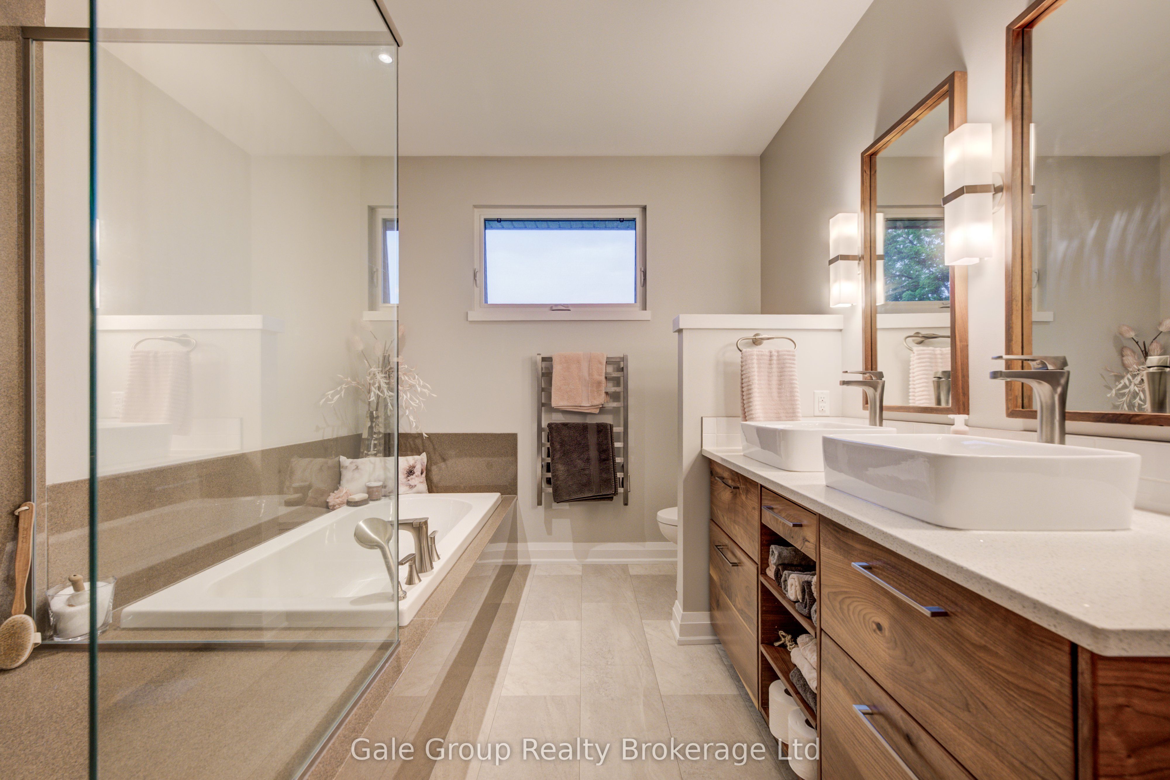 8 Pittock Park Road Property Photo 25