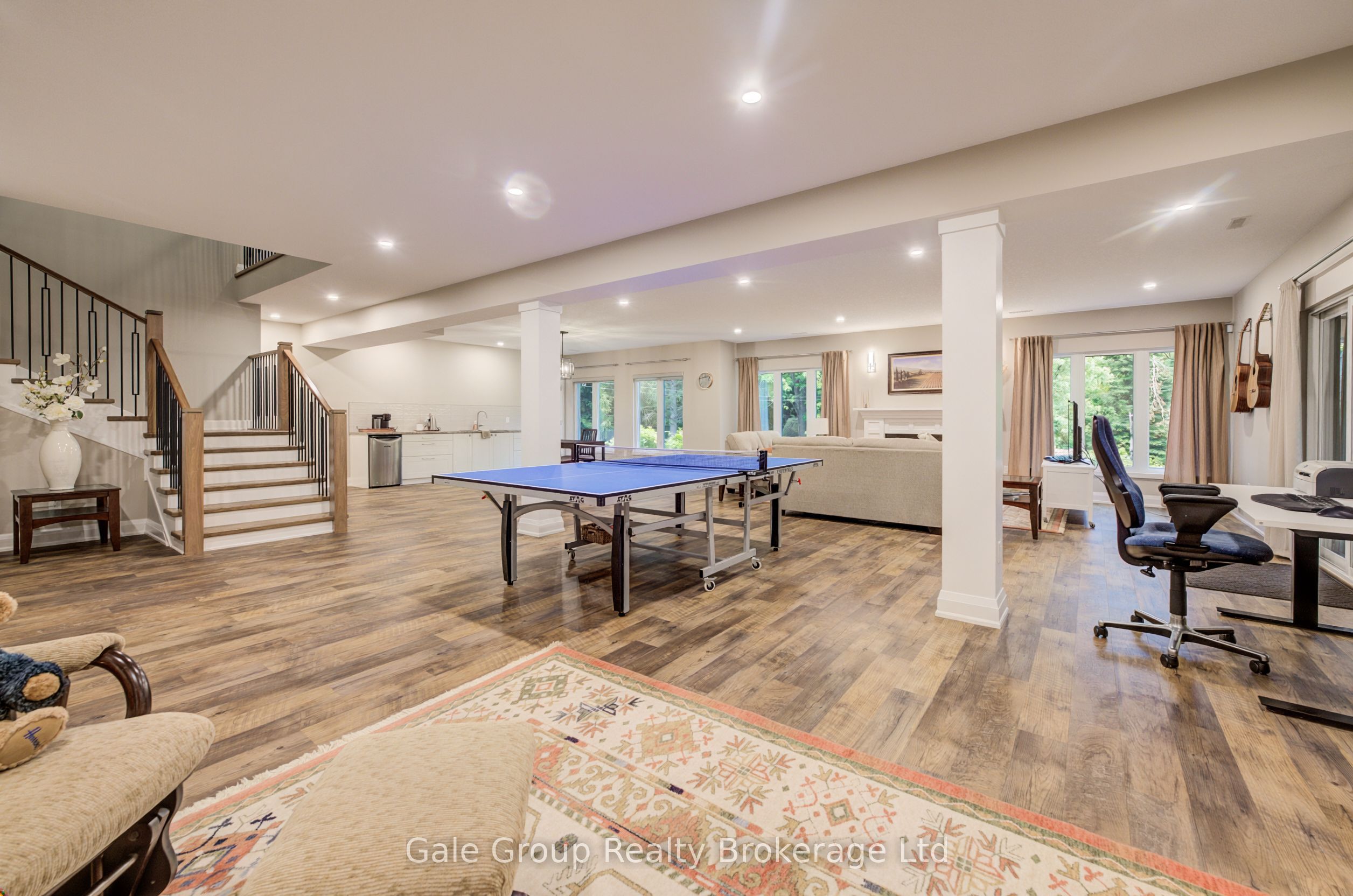 8 Pittock Park Road Property Photo 32