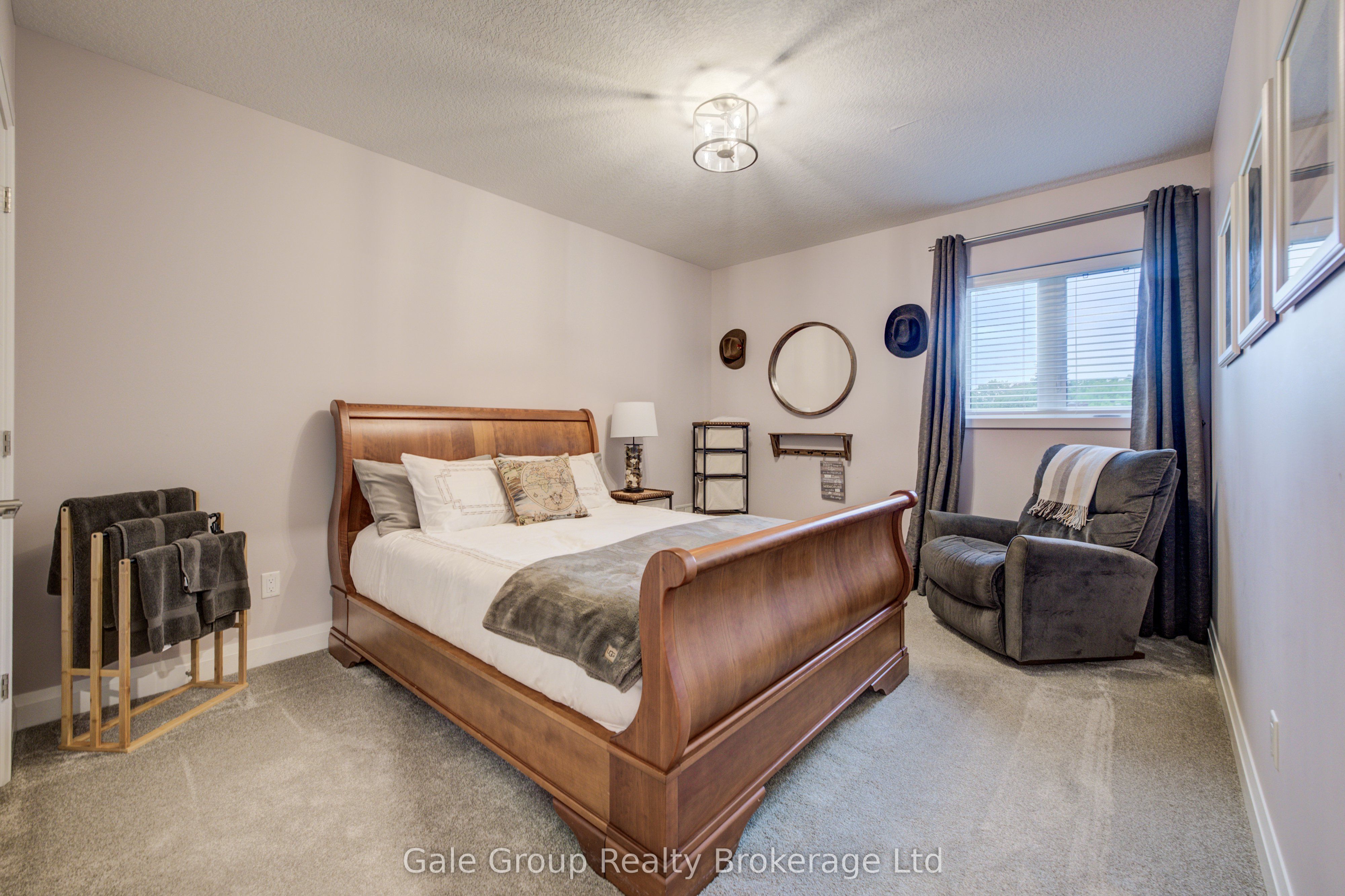 8 Pittock Park Road Property Photo 40