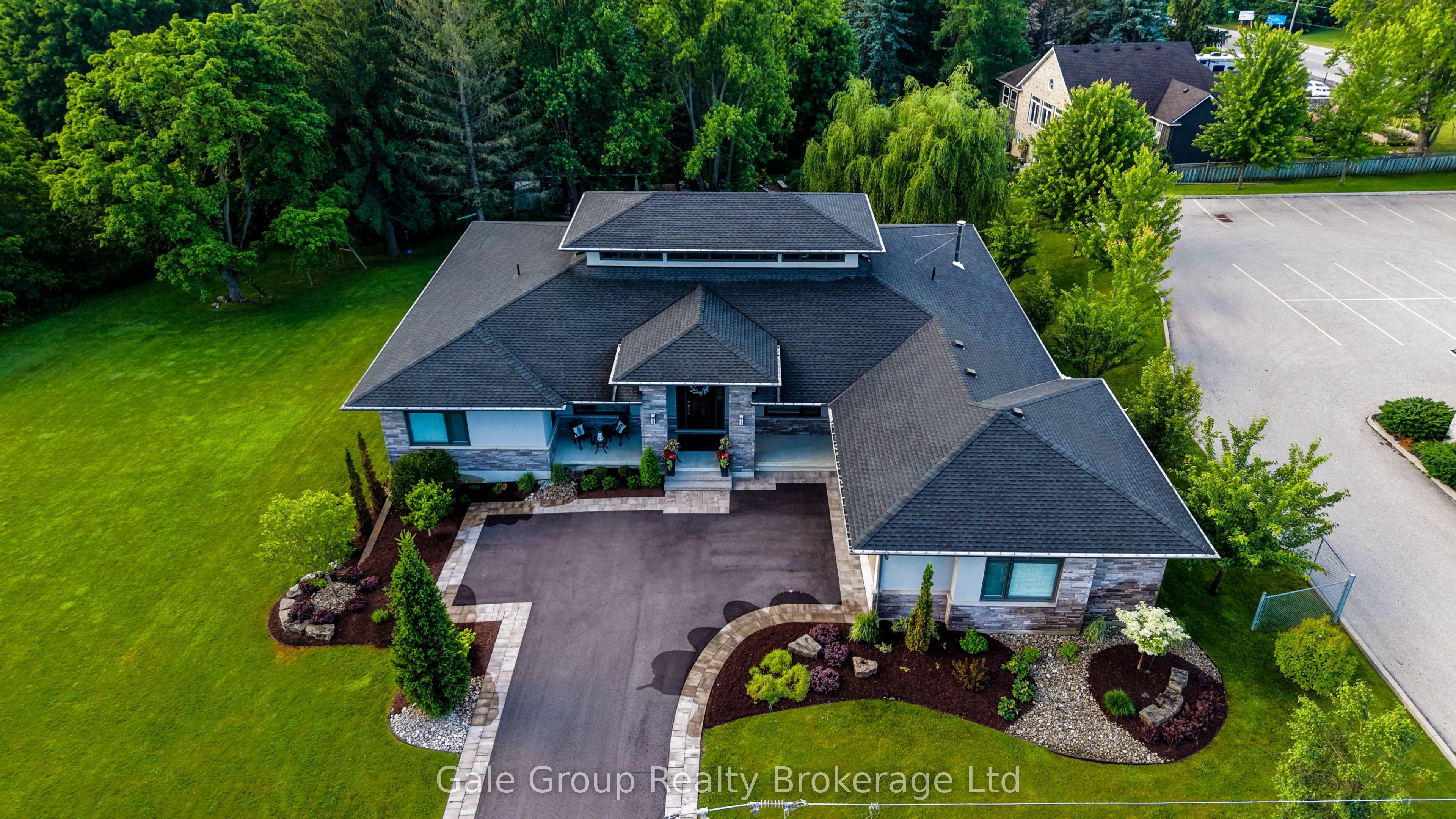 8 Pittock Park Road Property Photo 49