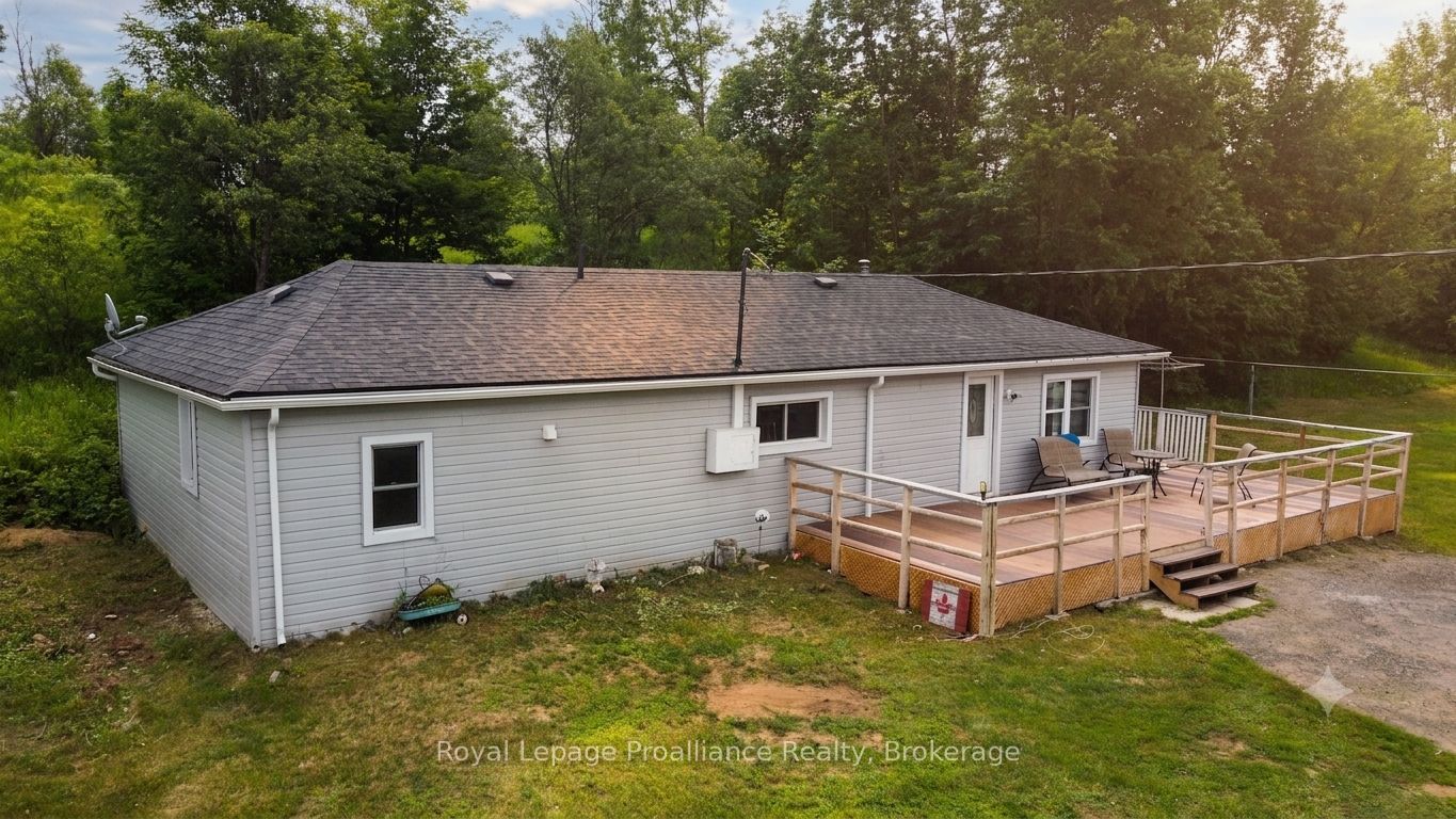 4310 Henderson Road Property Photo 1