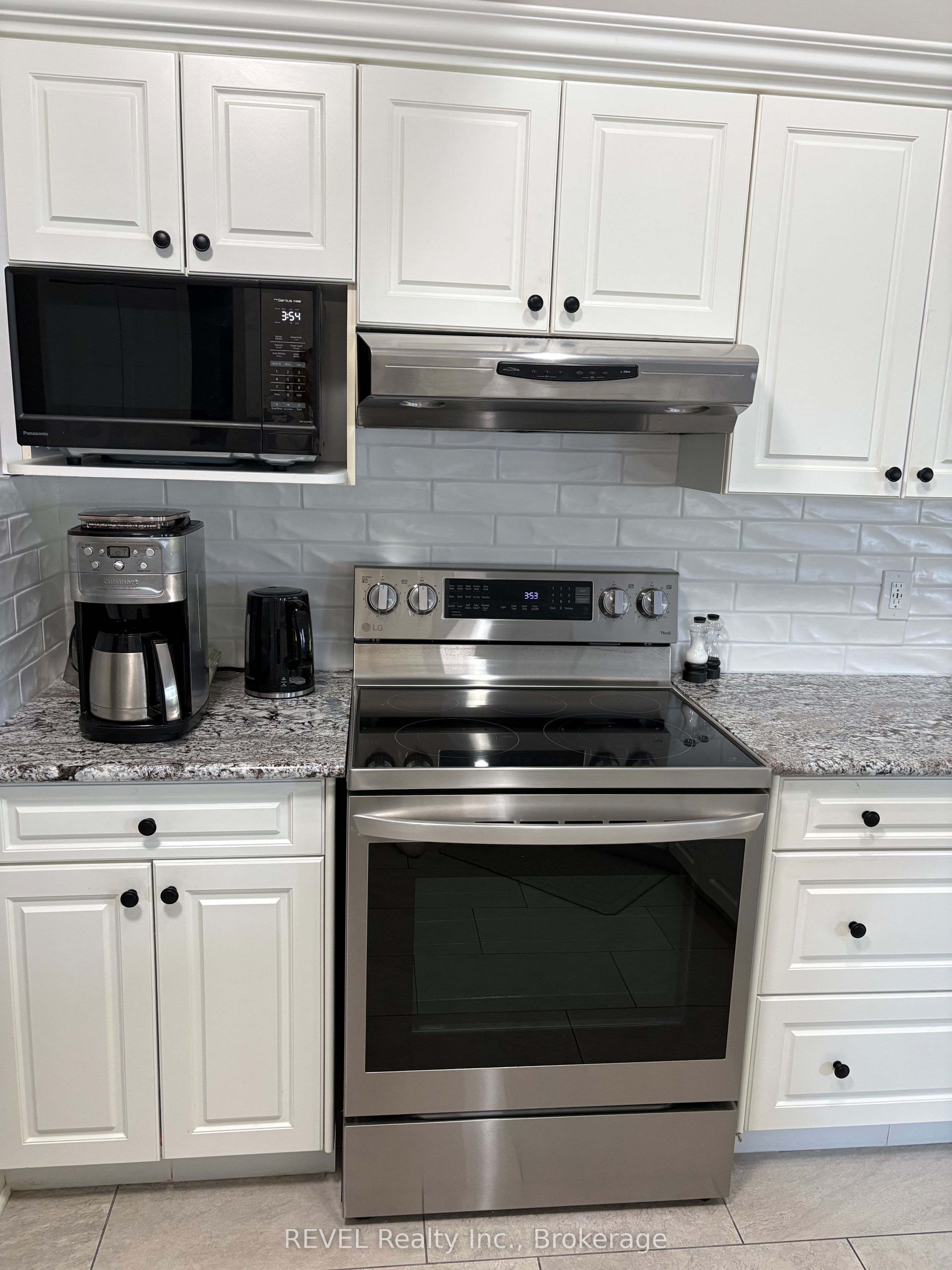 16 Maracay Way Property Photo 10