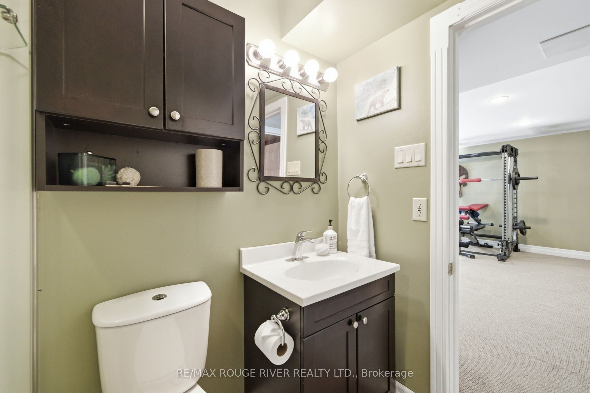 2774 Les Davey Road Property Photo 35