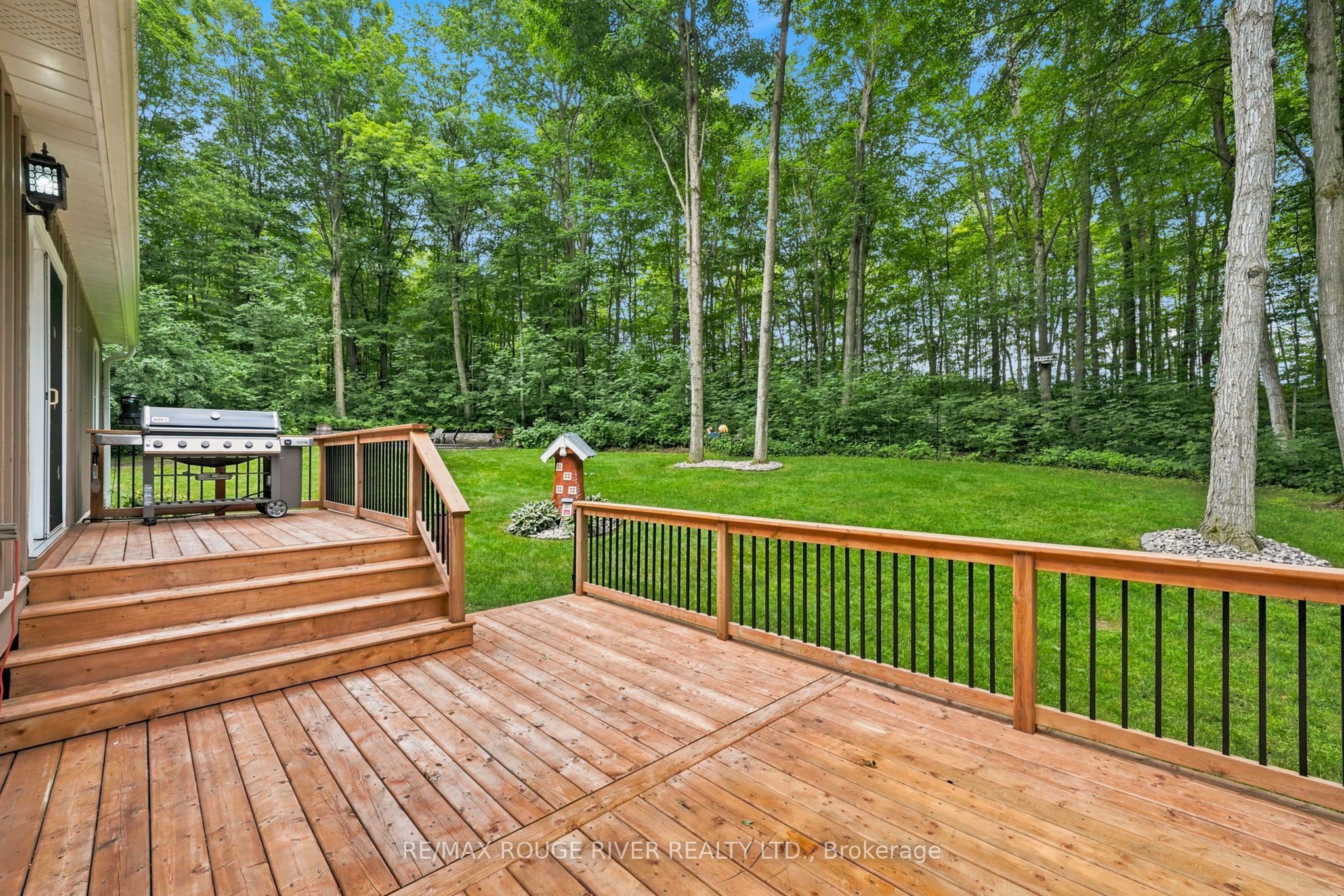 2774 Les Davey Road Property Photo 42