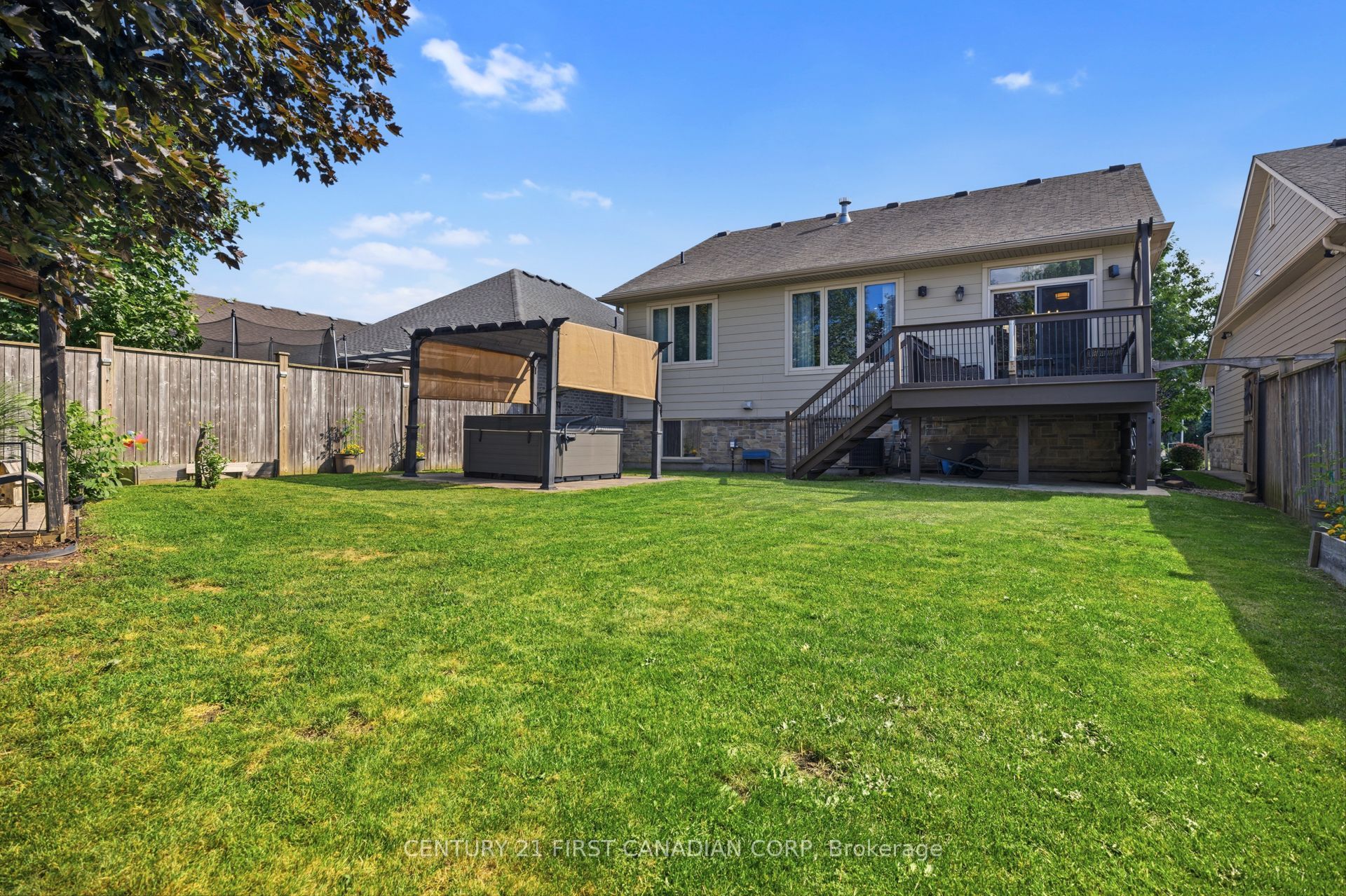 292 Walnut Street Property Photo 29