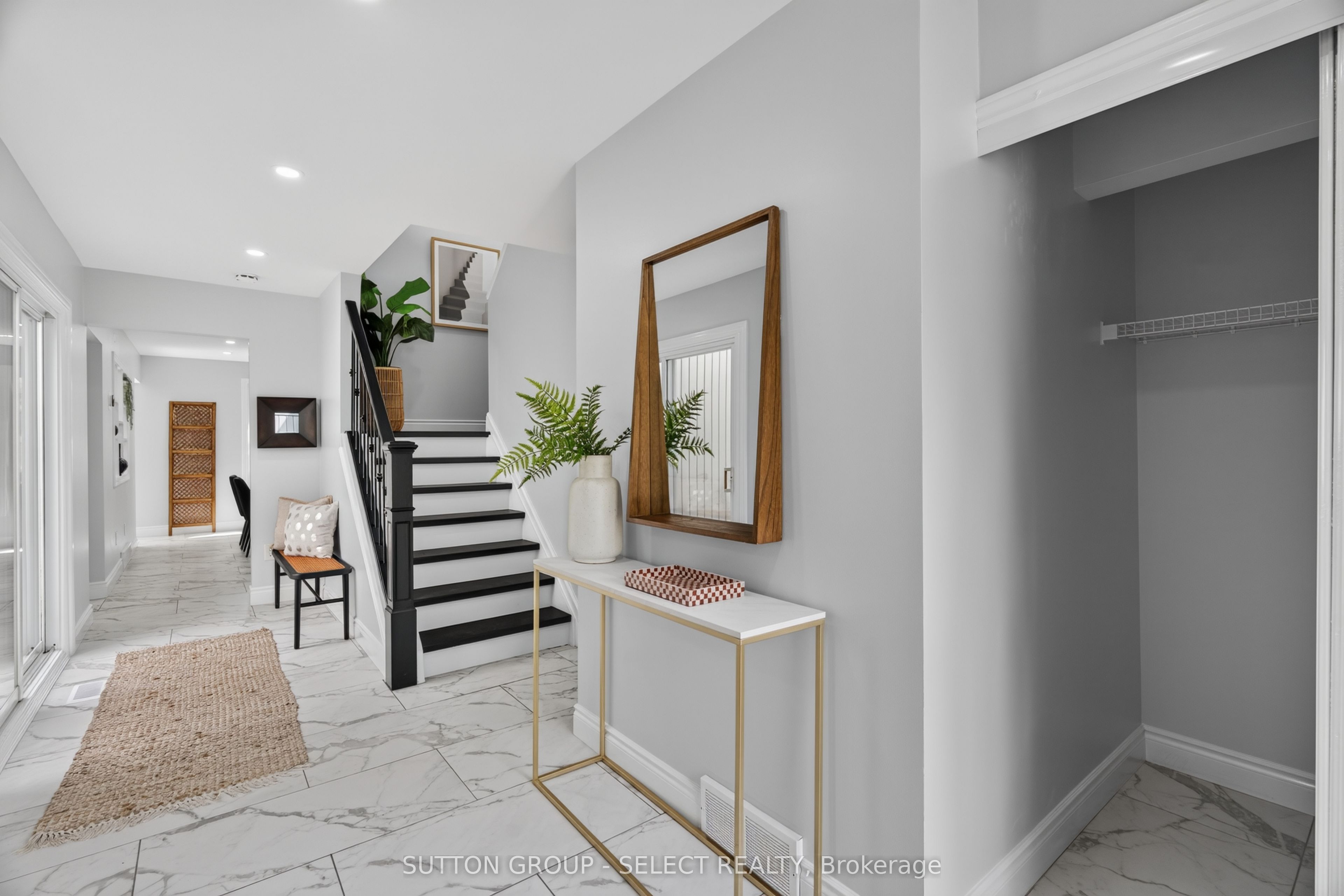 665 Woodcrest Boulevard Property Photo 4