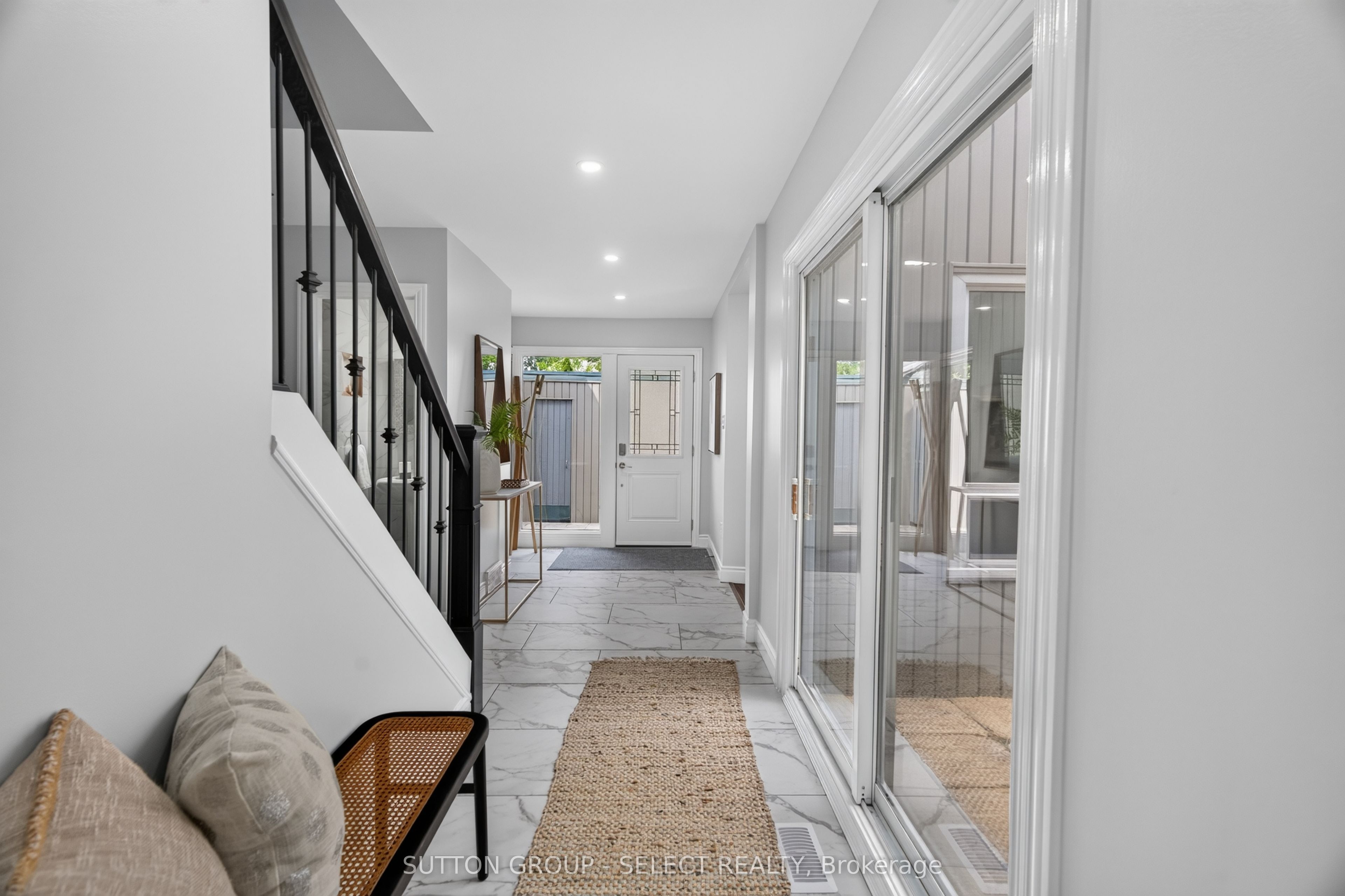 665 Woodcrest Boulevard Property Photo 18