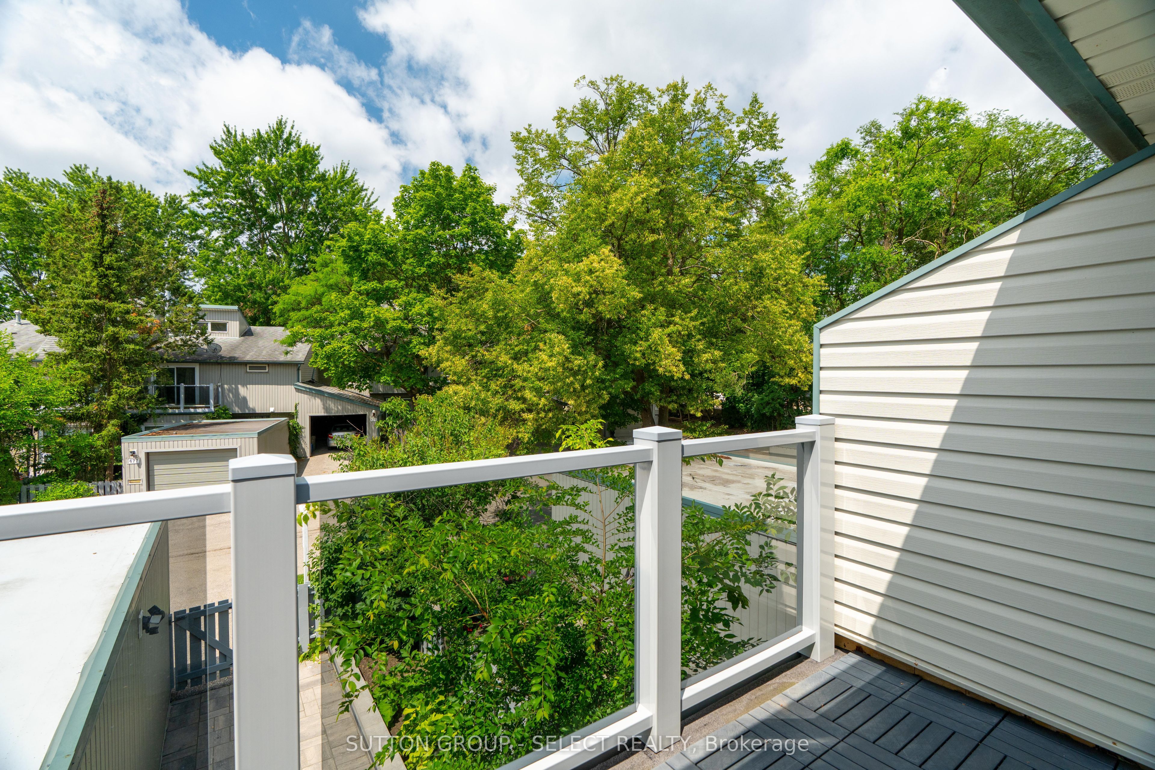 665 Woodcrest Boulevard Property Photo 27