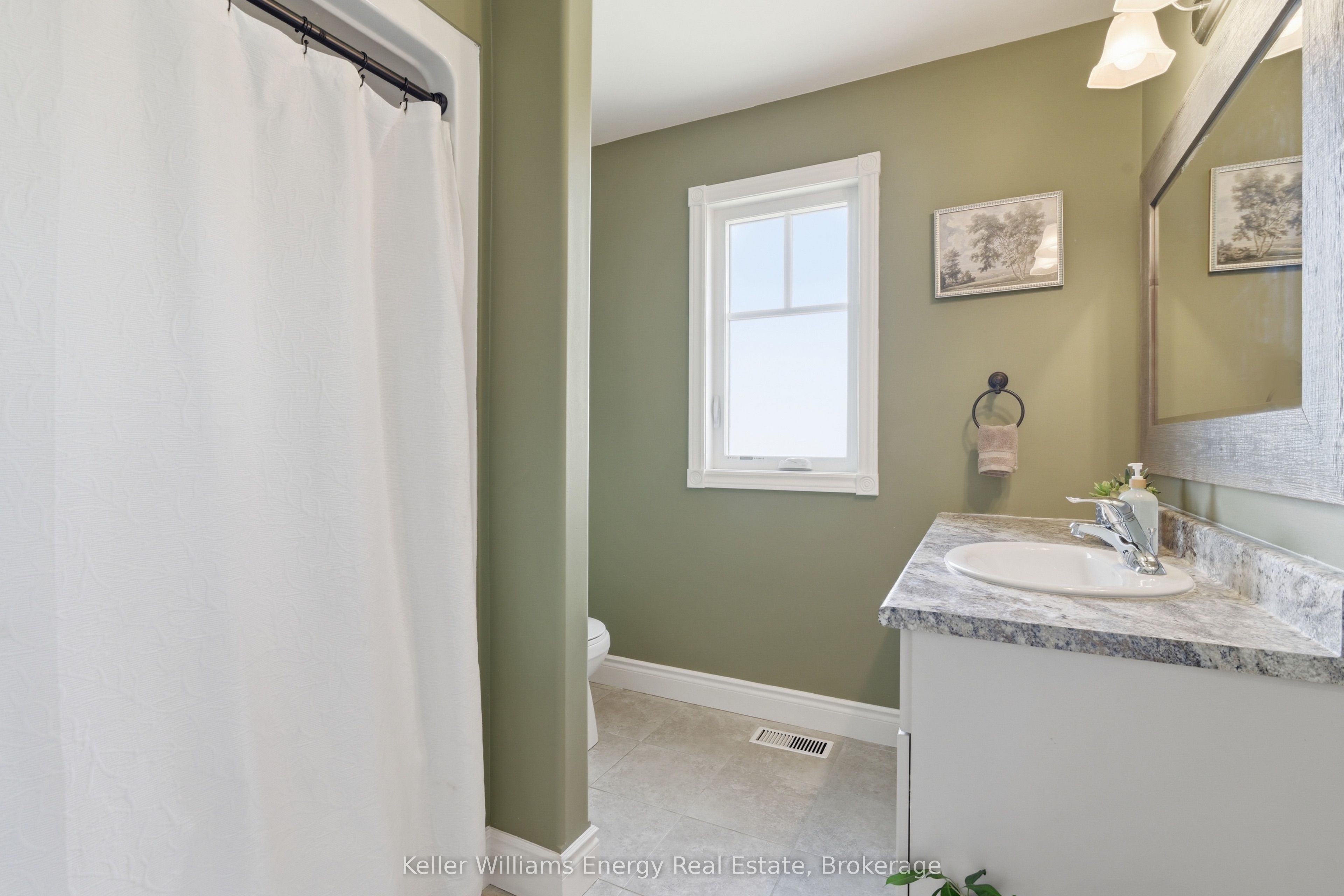 937 Payne Line Road E Property Photo 12
