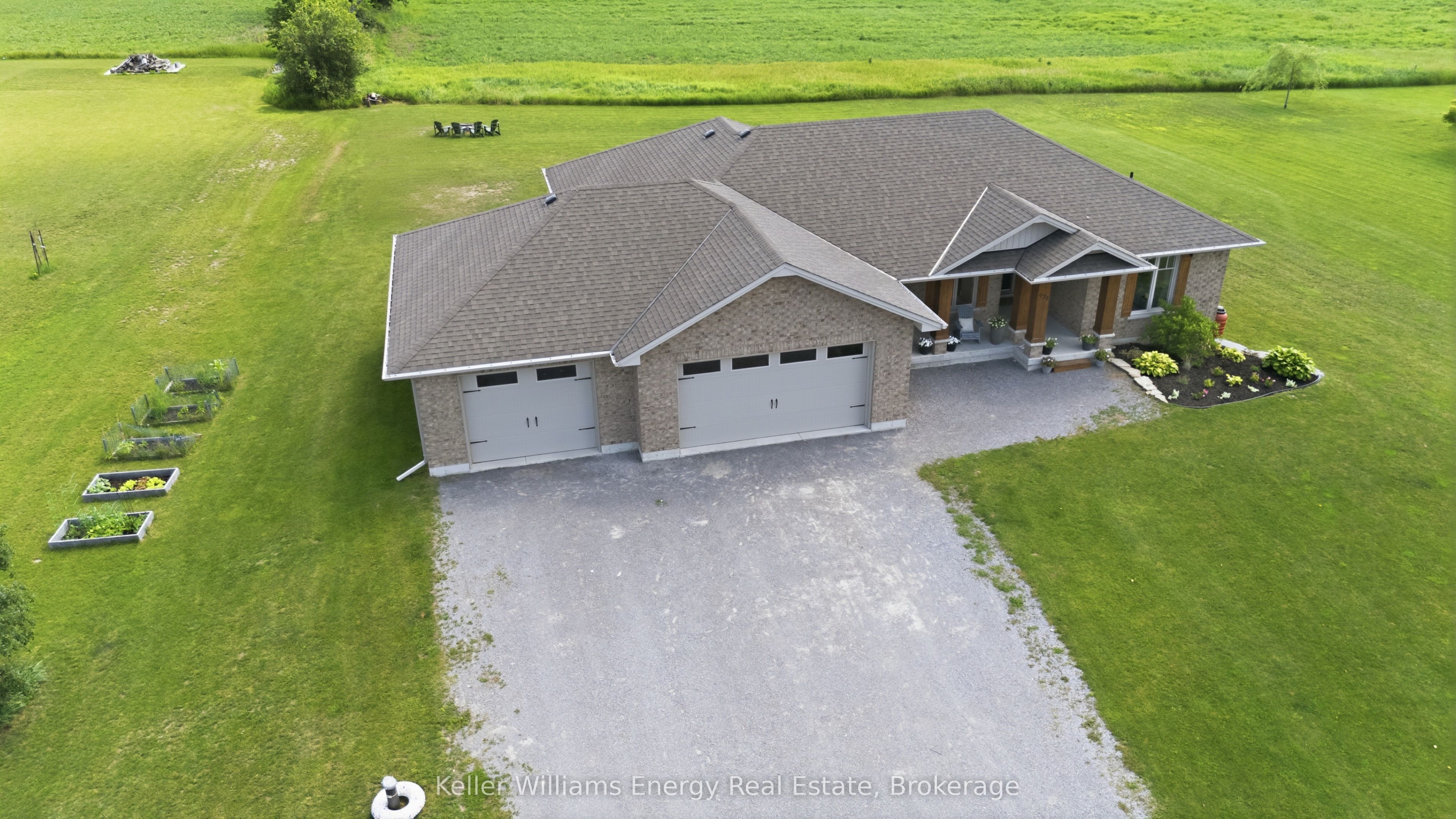 937 Payne Line Road E Property Photo 26