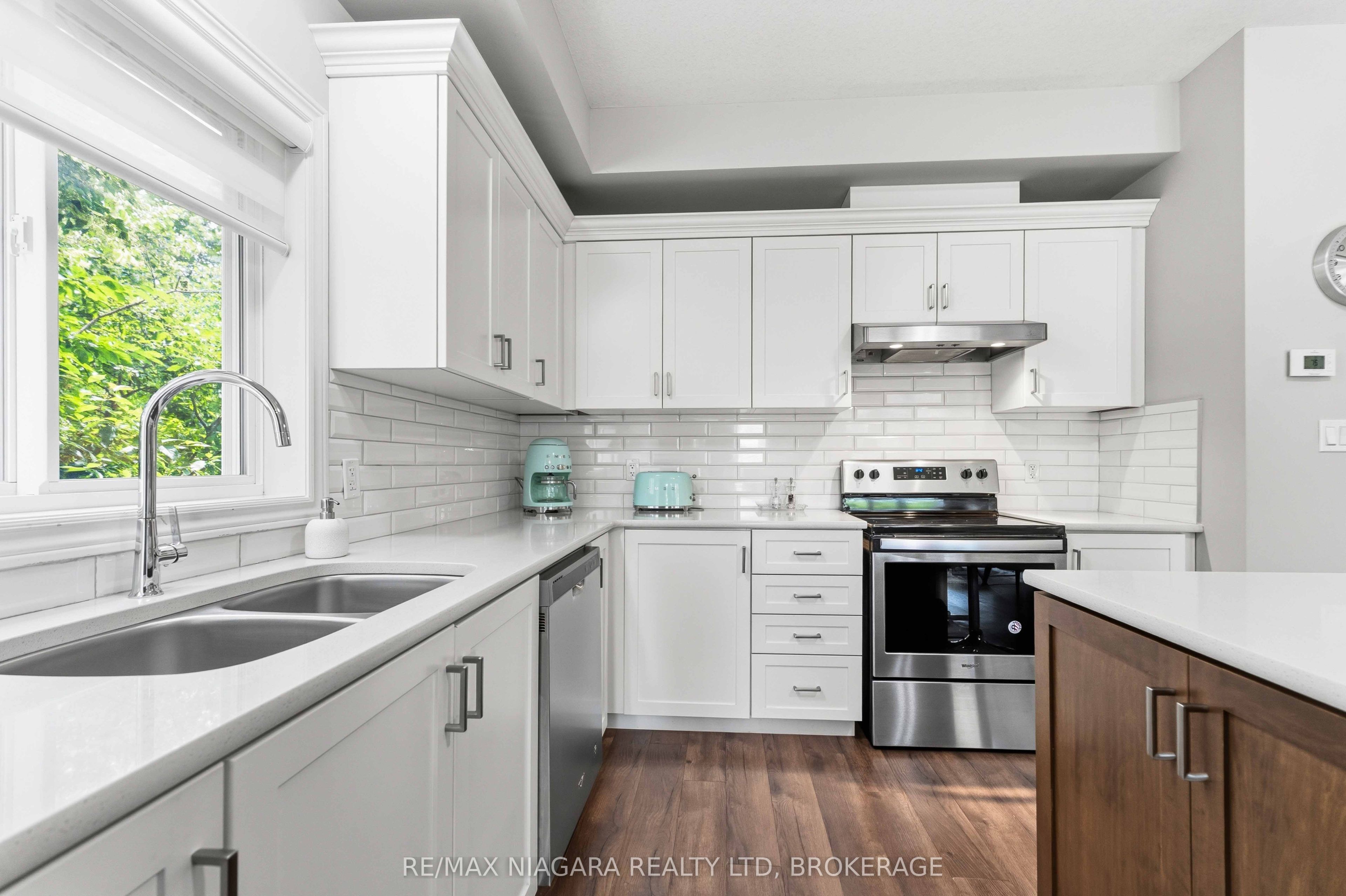 23b Bloomfield Avenue Property Photo 15