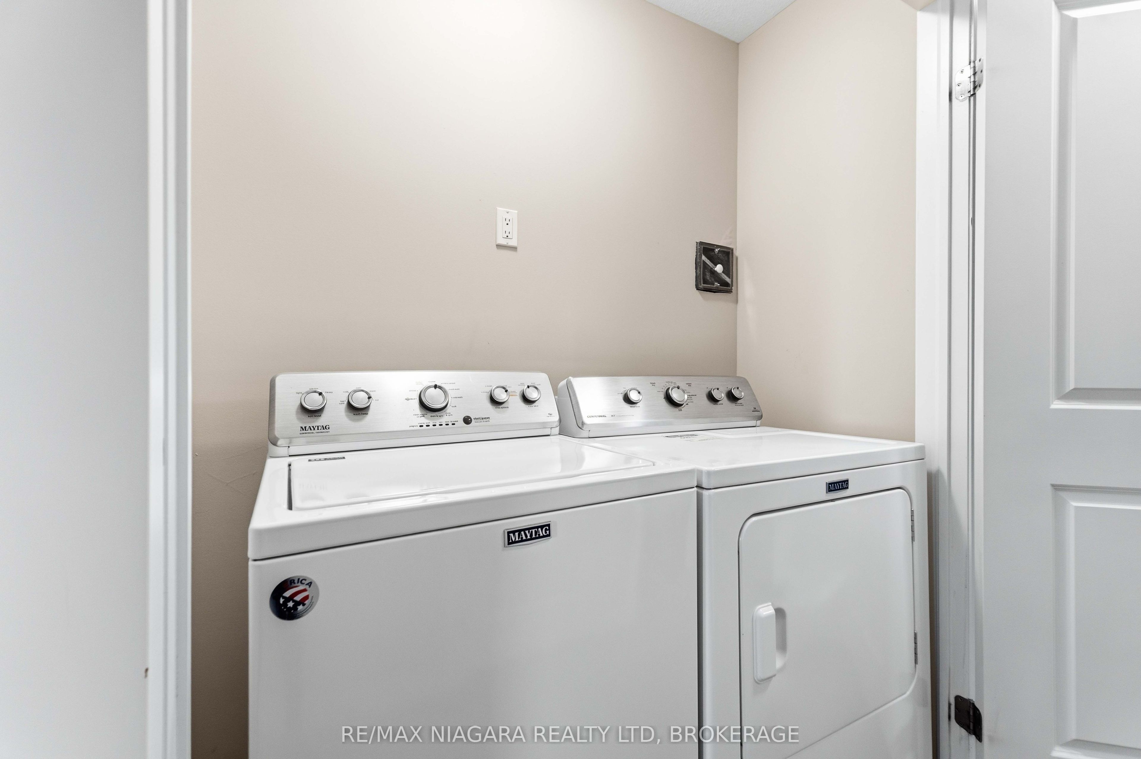 23b Bloomfield Avenue Property Photo 20